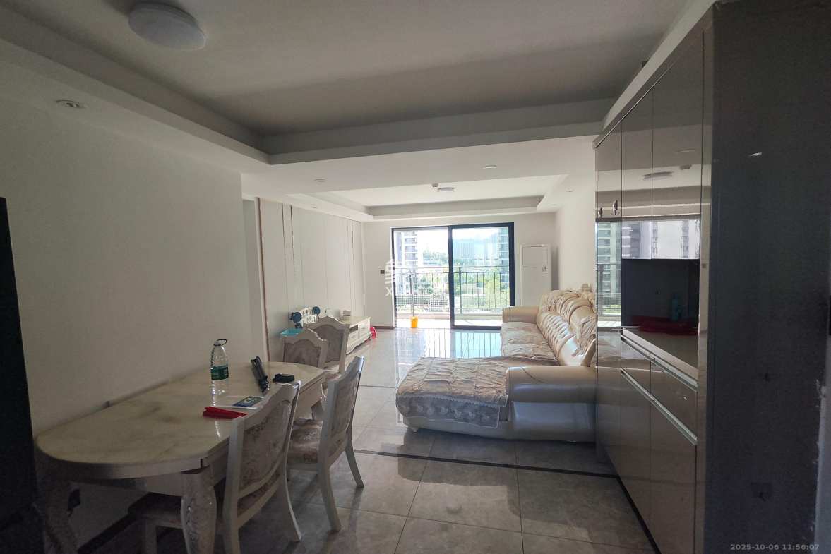 梅溪悦章  4室2厅2卫    4000.0元/月 梅溪悦章  4室2厅2卫    4000.0元/月室内图