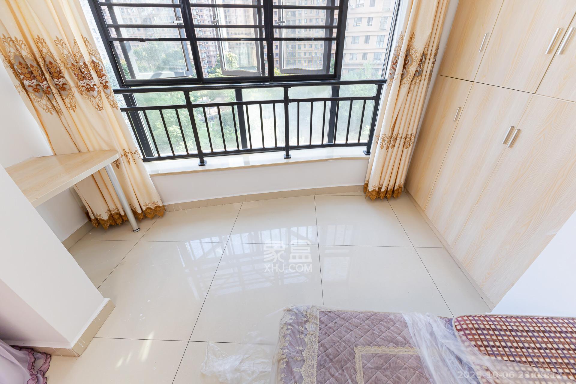 润和之悦（金泽园）  3室2厅1卫    63.0万阳台