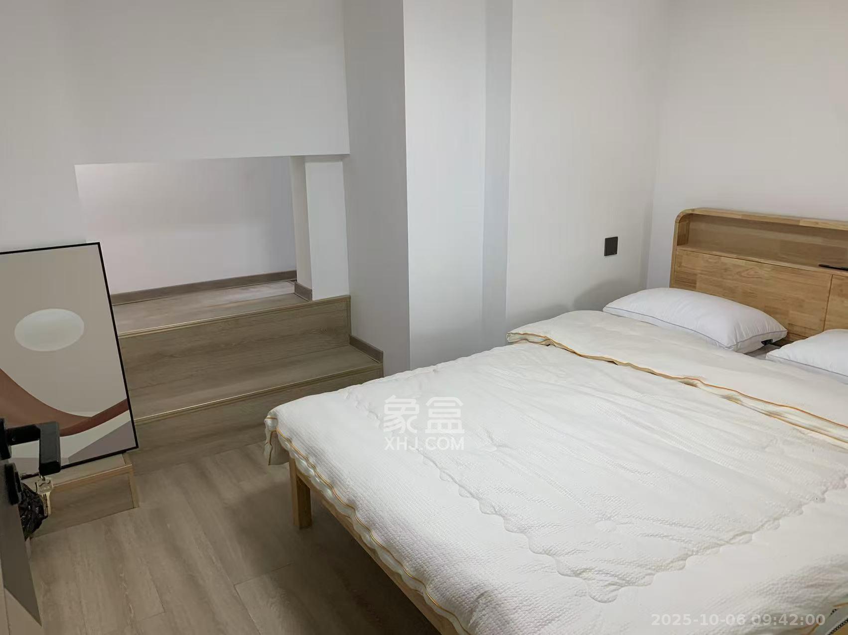 保利中环广场（保利中悦苑）  2室1厅1卫    2500.0元/月室内图