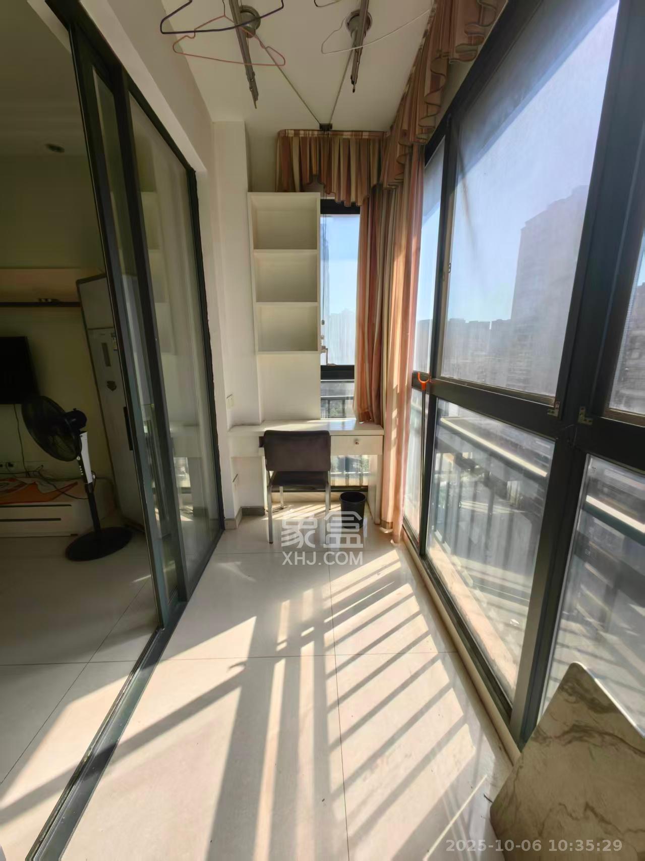 麓谷公馆（涉外国际公馆）  2室2厅1卫    1950.0元/月室内图