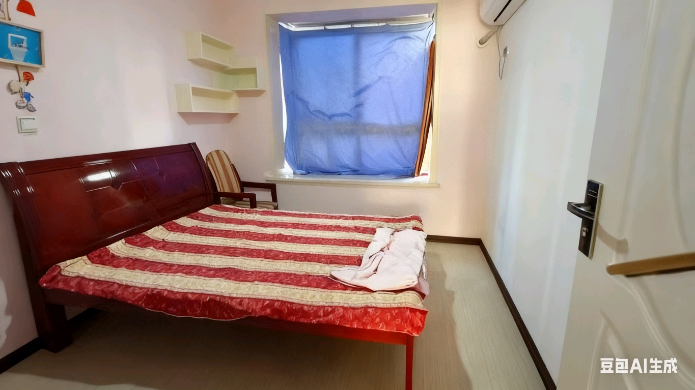 旺角佳园  3室2厅2卫    55.0万客厅