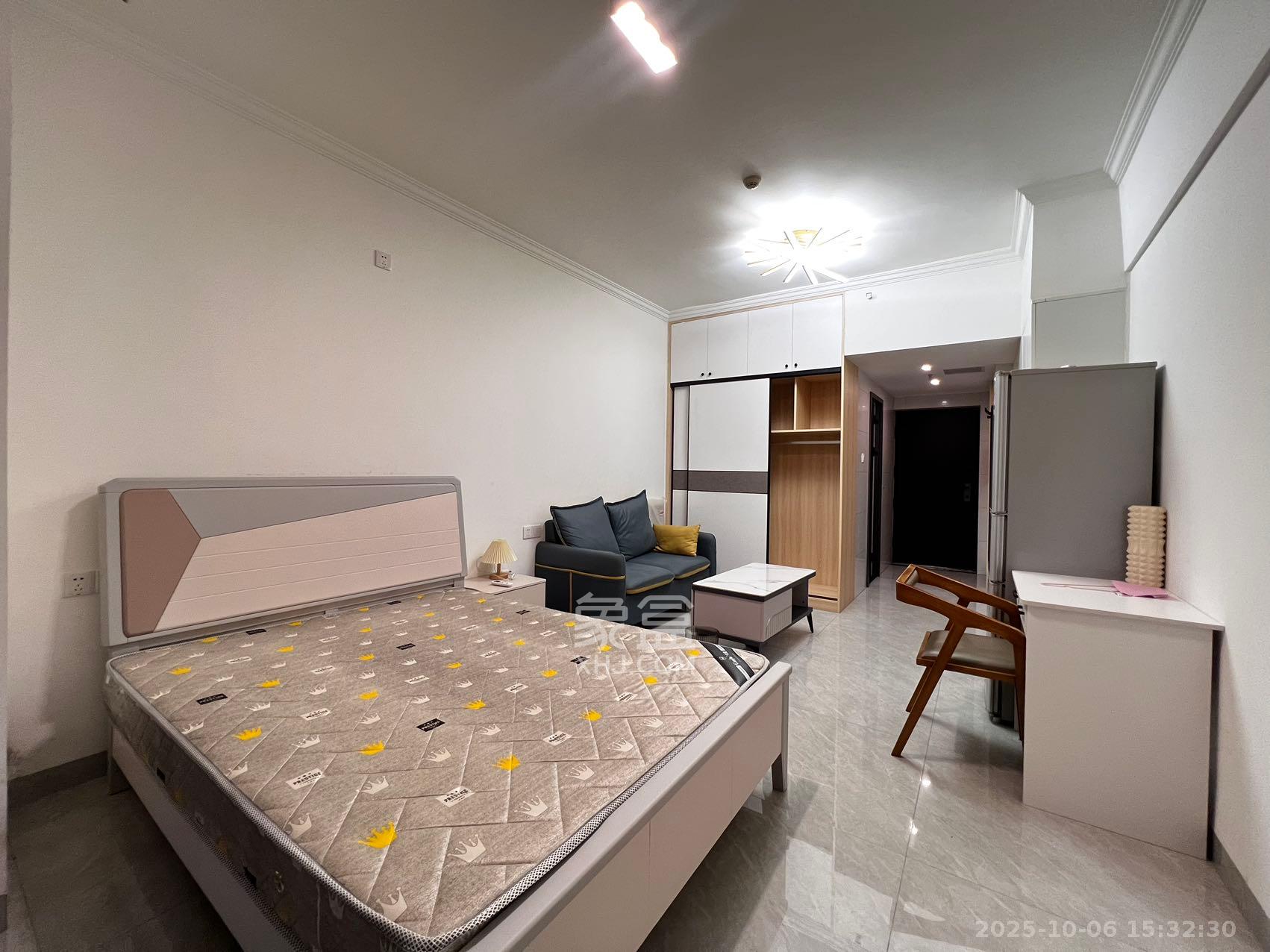 绿洲花园 1室1厅1卫 1700.0元/月 绿洲花园 1室1厅1卫 1700.0元/月室内图