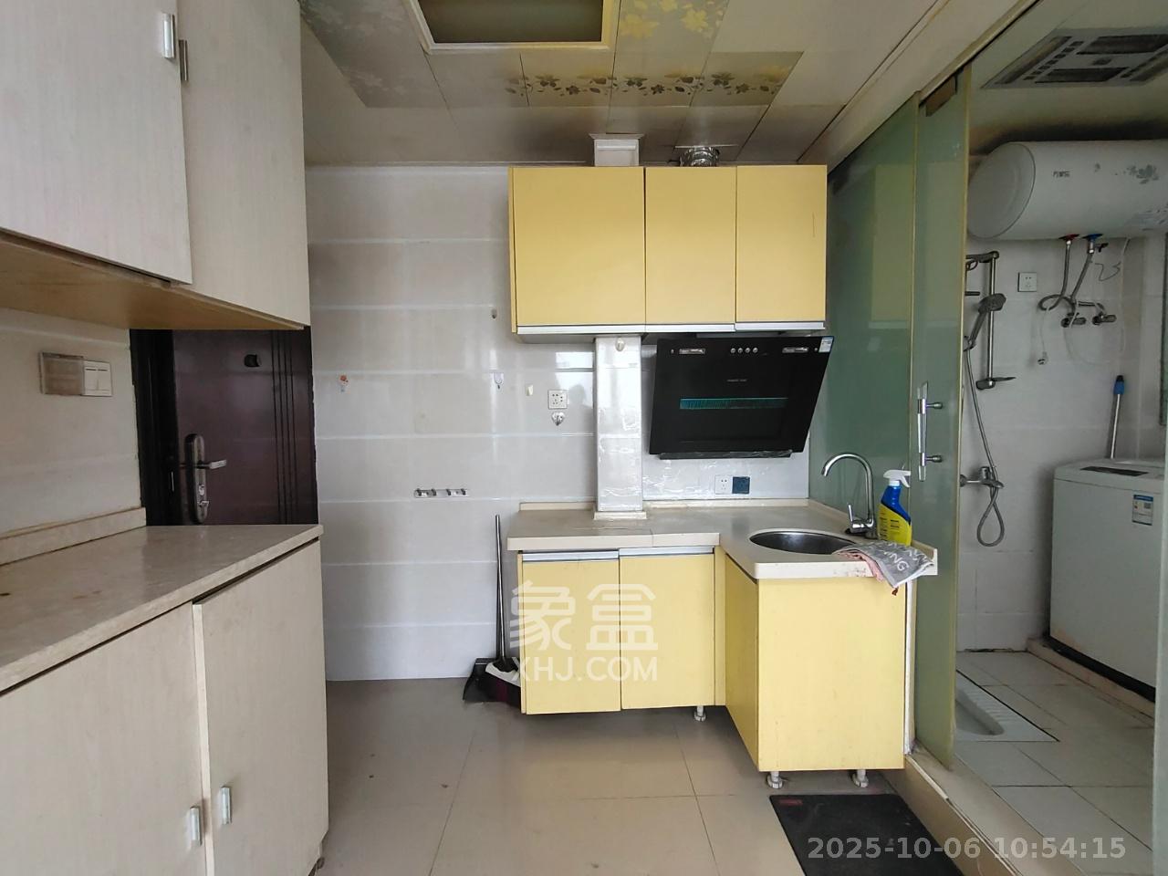 融圣国际  1室1厅1卫    1500.0元/月室内图