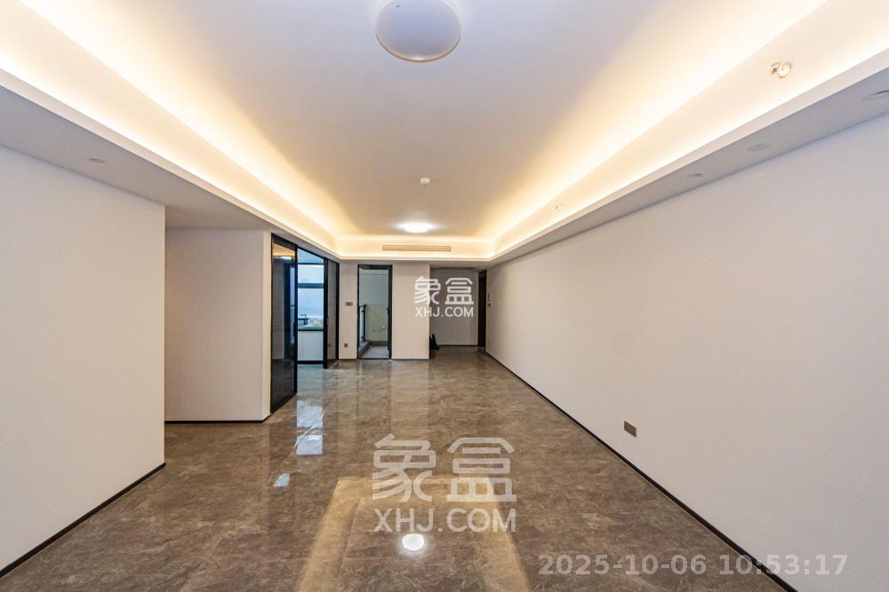 北辰瀚江府 4室2厅2卫 8000.0元/月 北辰瀚江府 4室2厅2卫 8000.0元/月室内图