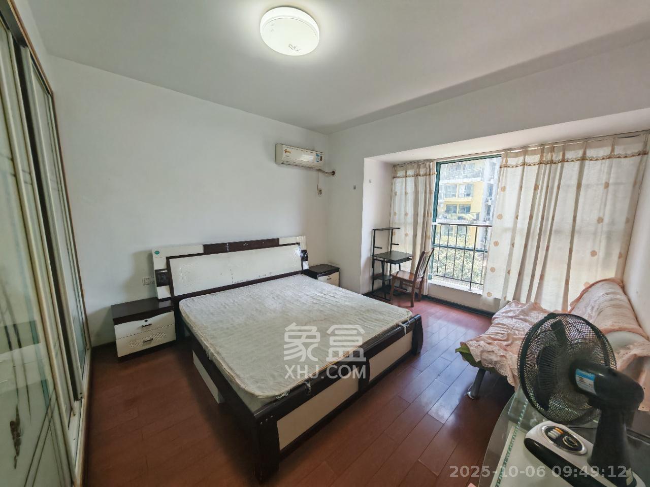 望兴景园一期 3室2厅2卫 2600.0元/月 望兴景园一期 3室2厅2卫 2600.0元/月室内图