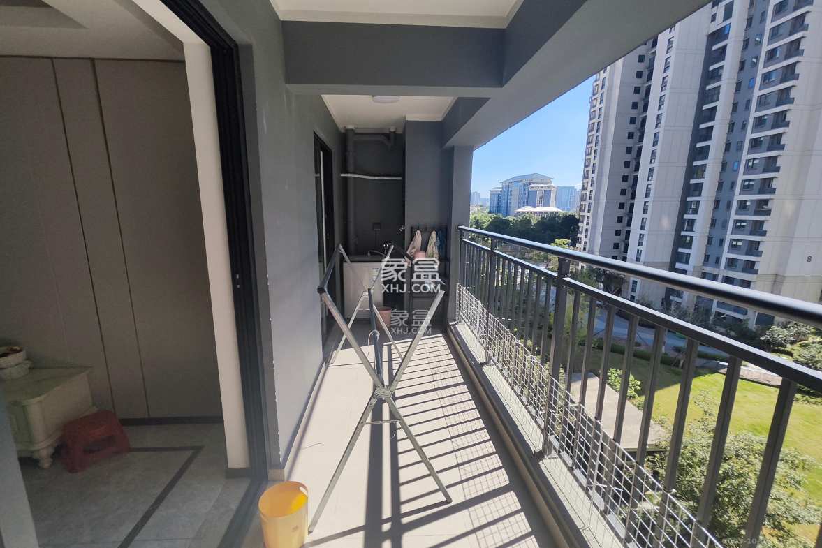 梅溪悦章  4室2厅2卫    4000.0元/月 梅溪悦章  4室2厅2卫    4000.0元/月室内图