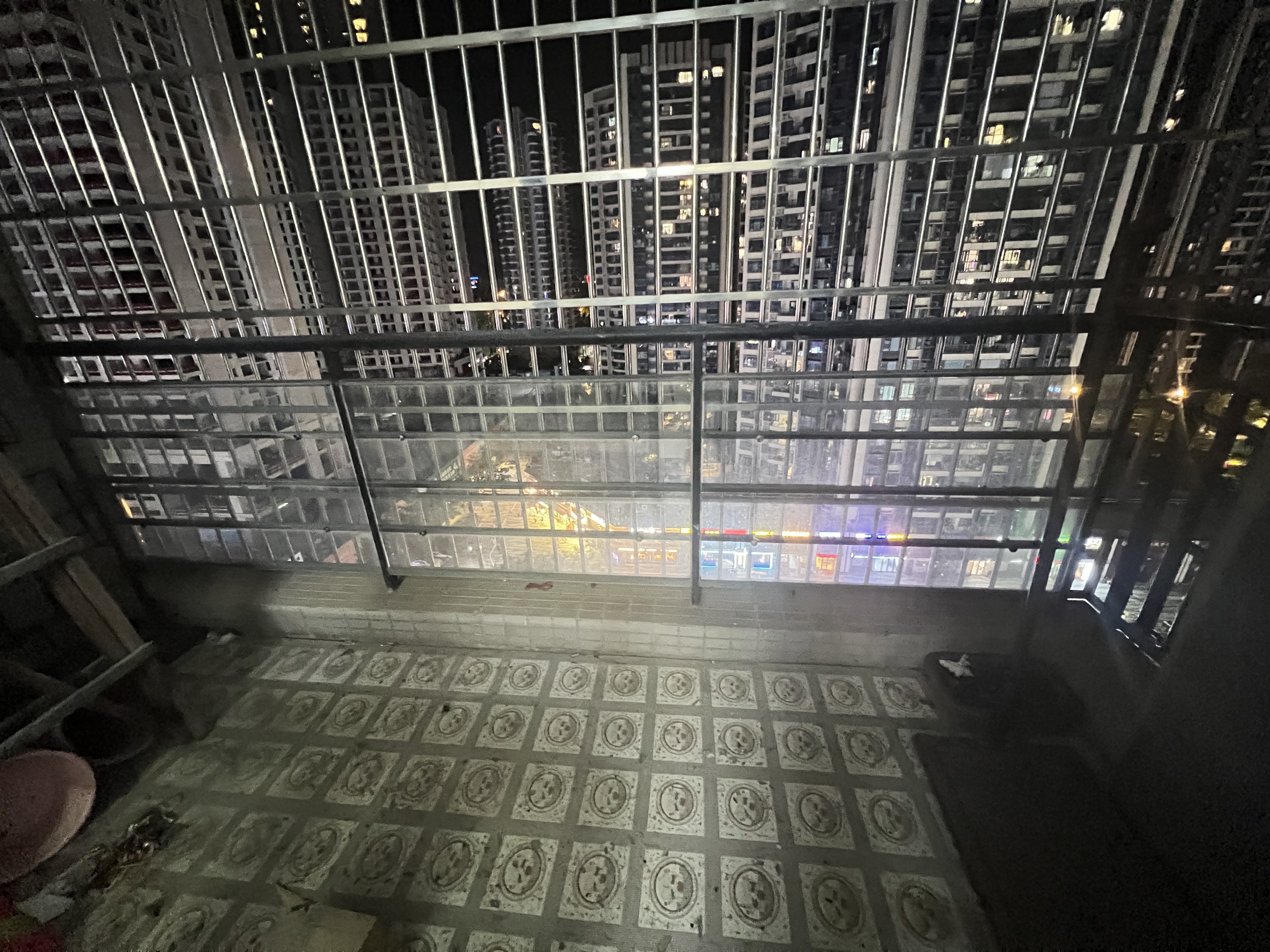 玉沙广场（京华城）  3室2厅1卫    3300.0元/月室内图