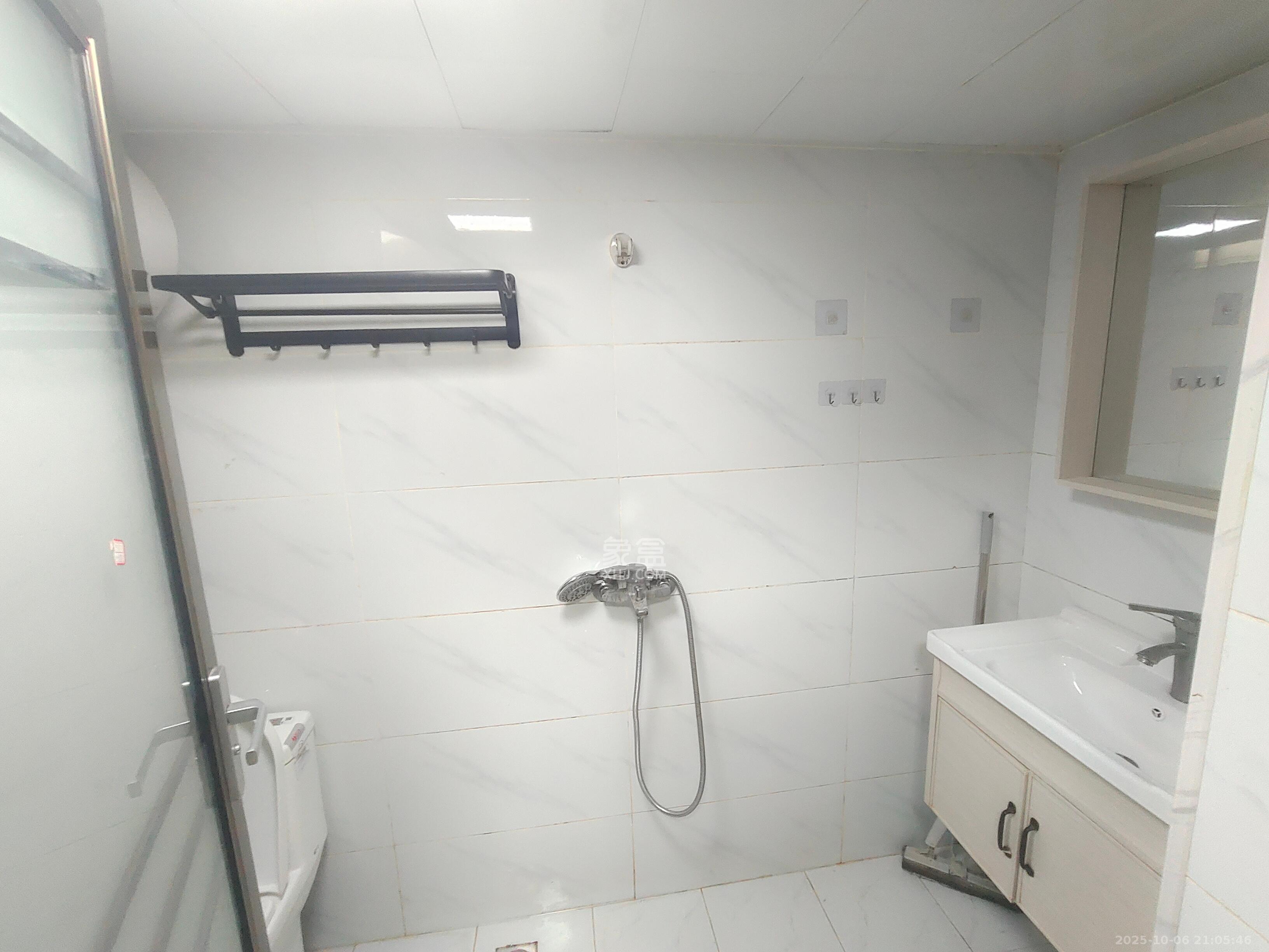 金地铂悦  1室0厅0卫    900.0元/月 金地铂悦  1室0厅0卫    900.0元/月