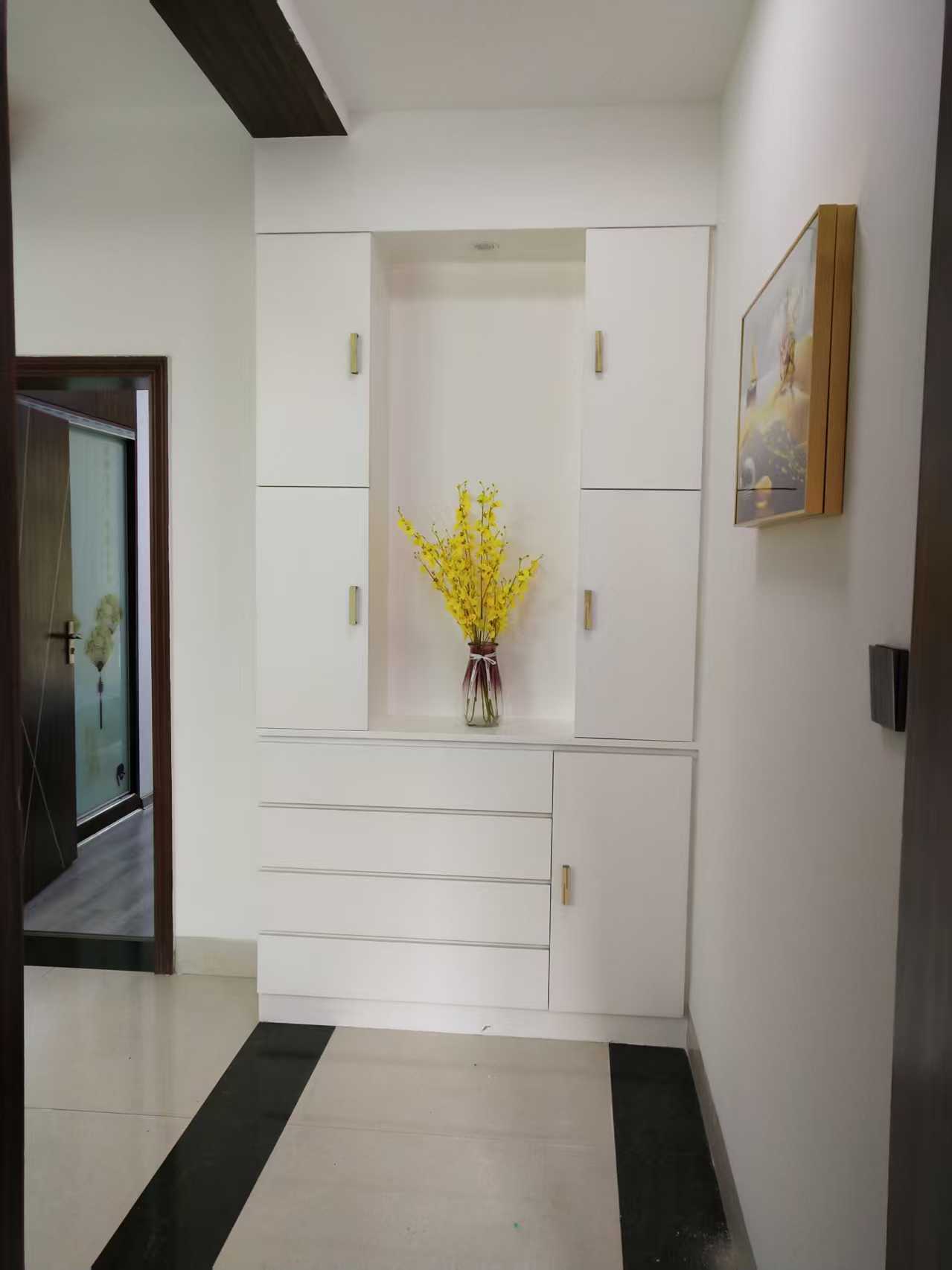 中天花园  1室0厅0卫    1600.0元/月