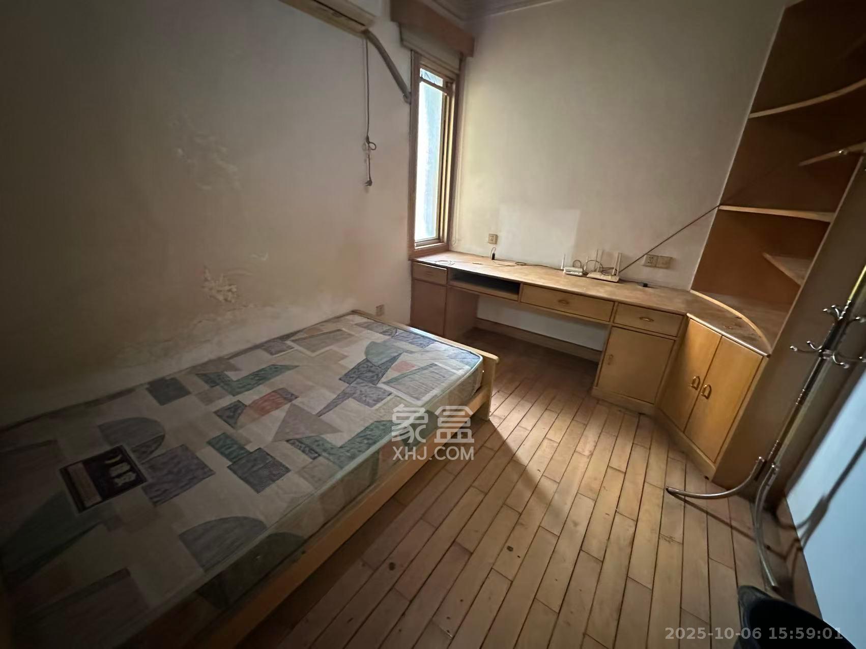 杨家山交警宿舍 2室2厅1卫 1800.0元/月 杨家山交警宿舍 2室2厅1卫 1800.0元/月室内图