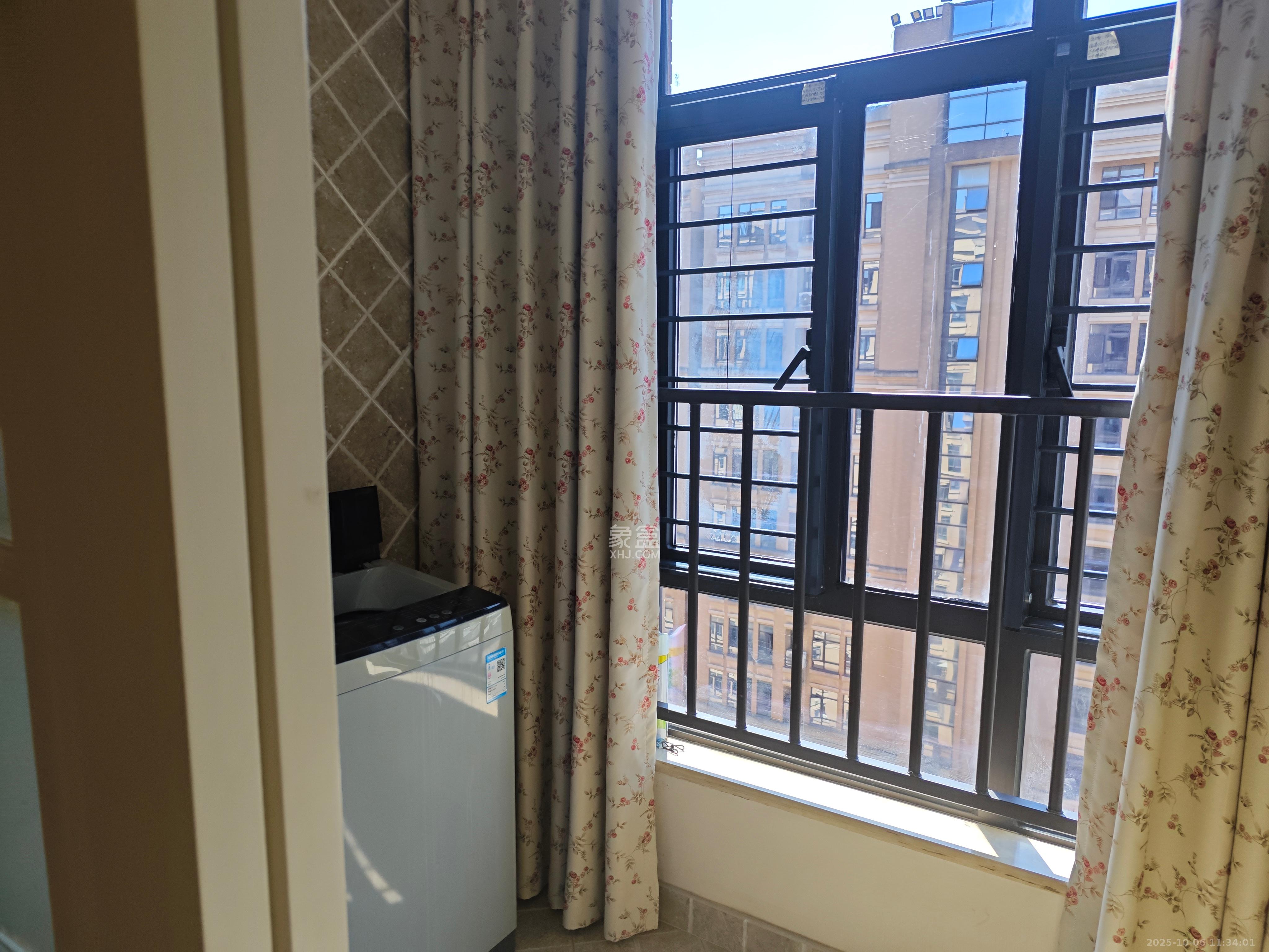 湘域城邦(湘域国际中心)  2室2厅1卫    4800.0元/月 湘域城邦(湘域国际中心)  2室2厅1卫    4800.0元/月室内图