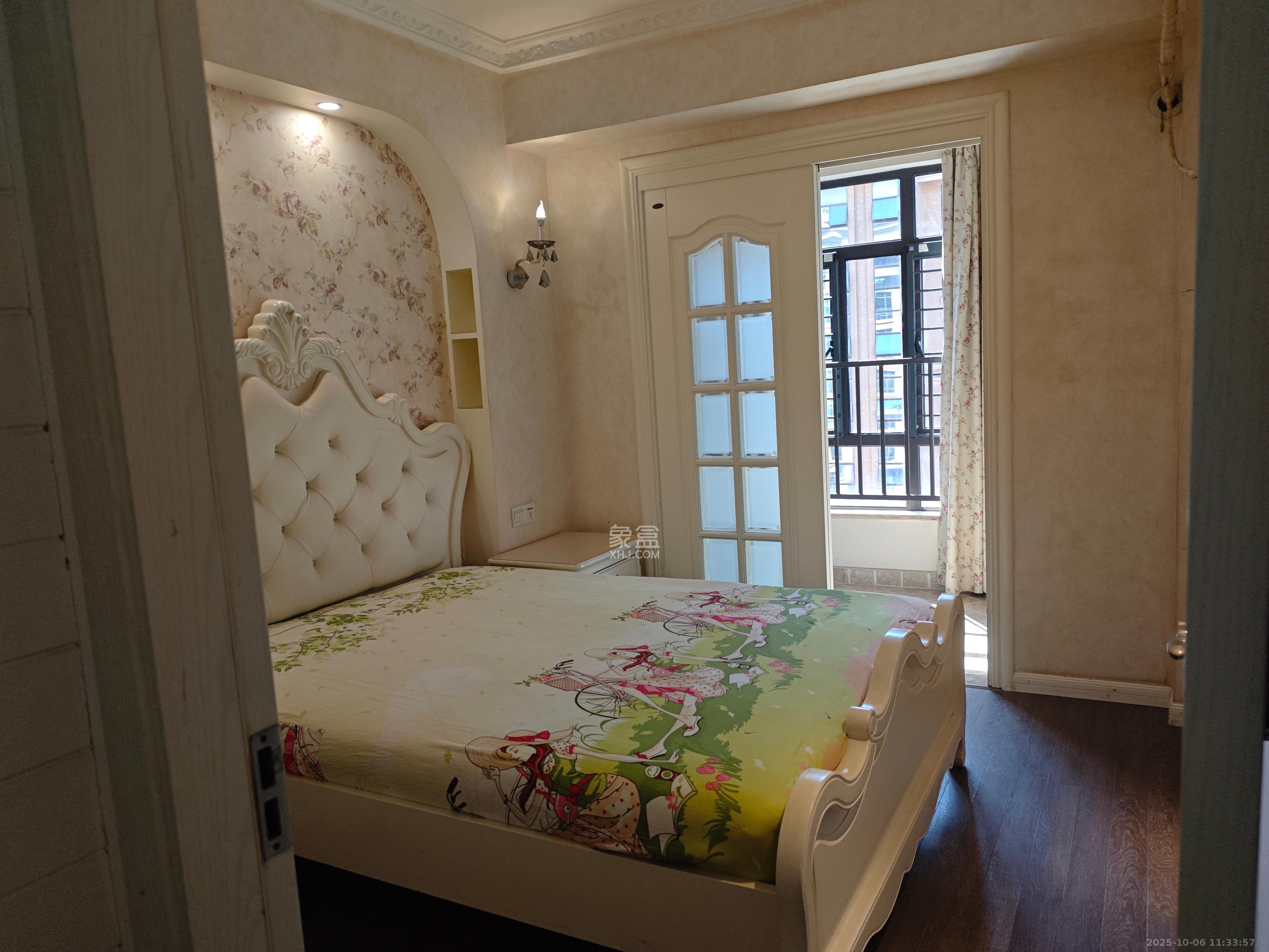 湘域城邦(湘域国际中心)  2室2厅1卫    4800.0元/月 湘域城邦(湘域国际中心)  2室2厅1卫    4800.0元/月室内图