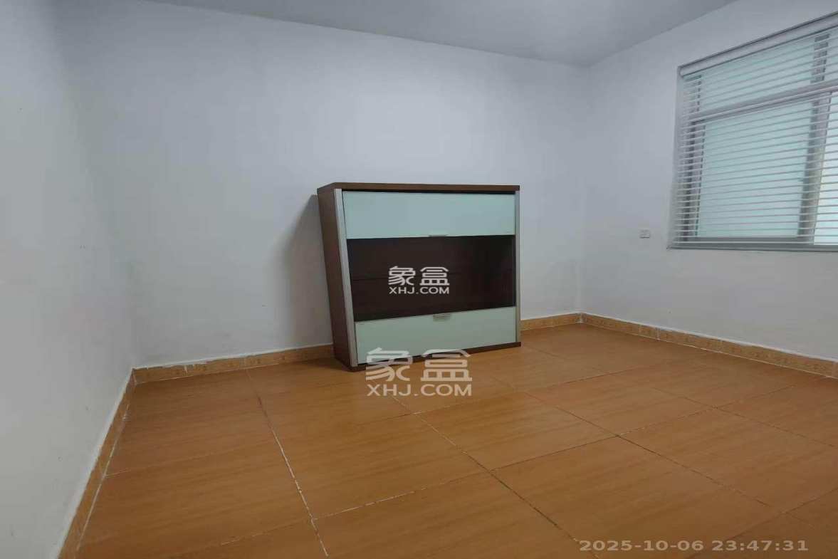 湖南省农业厅  4室1厅1卫    2800.0元/月 湖南省农业厅  4室1厅1卫    2800.0元/月室内图