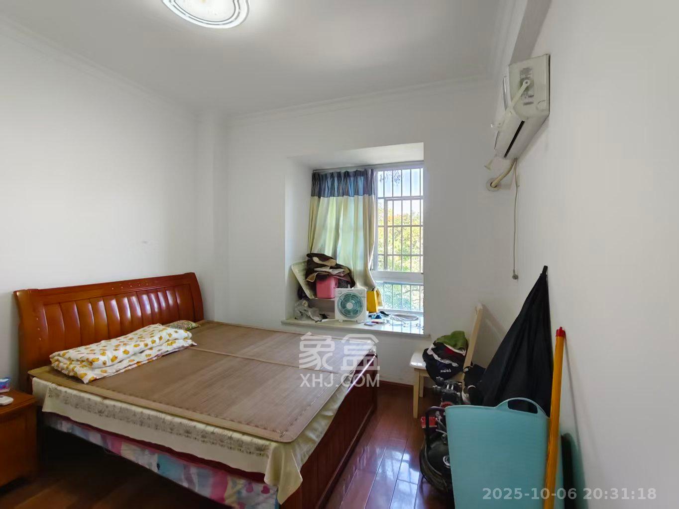 山水湾  3室1厅1卫    1600.0元/月 山水湾  3室1厅1卫    1600.0元/月室内图