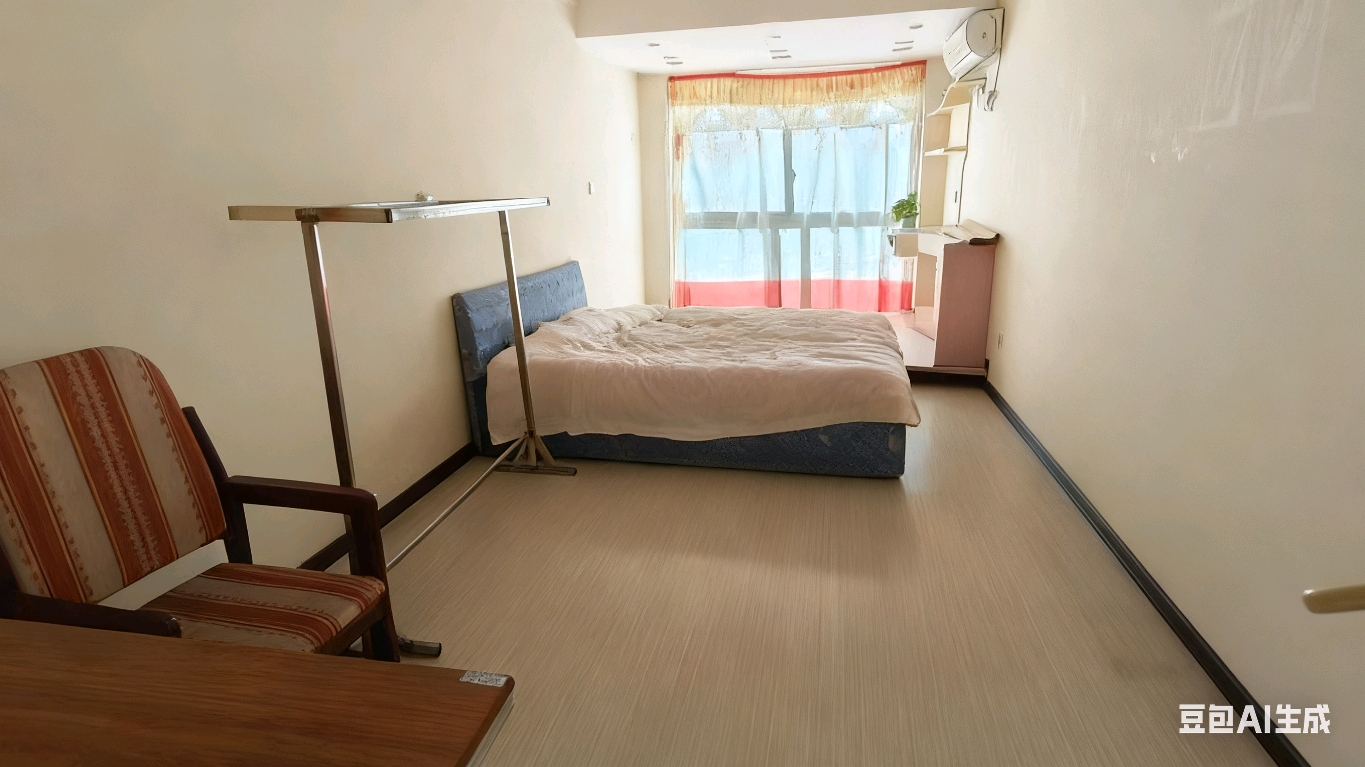 旺角佳园  3室2厅2卫    55.0万客厅