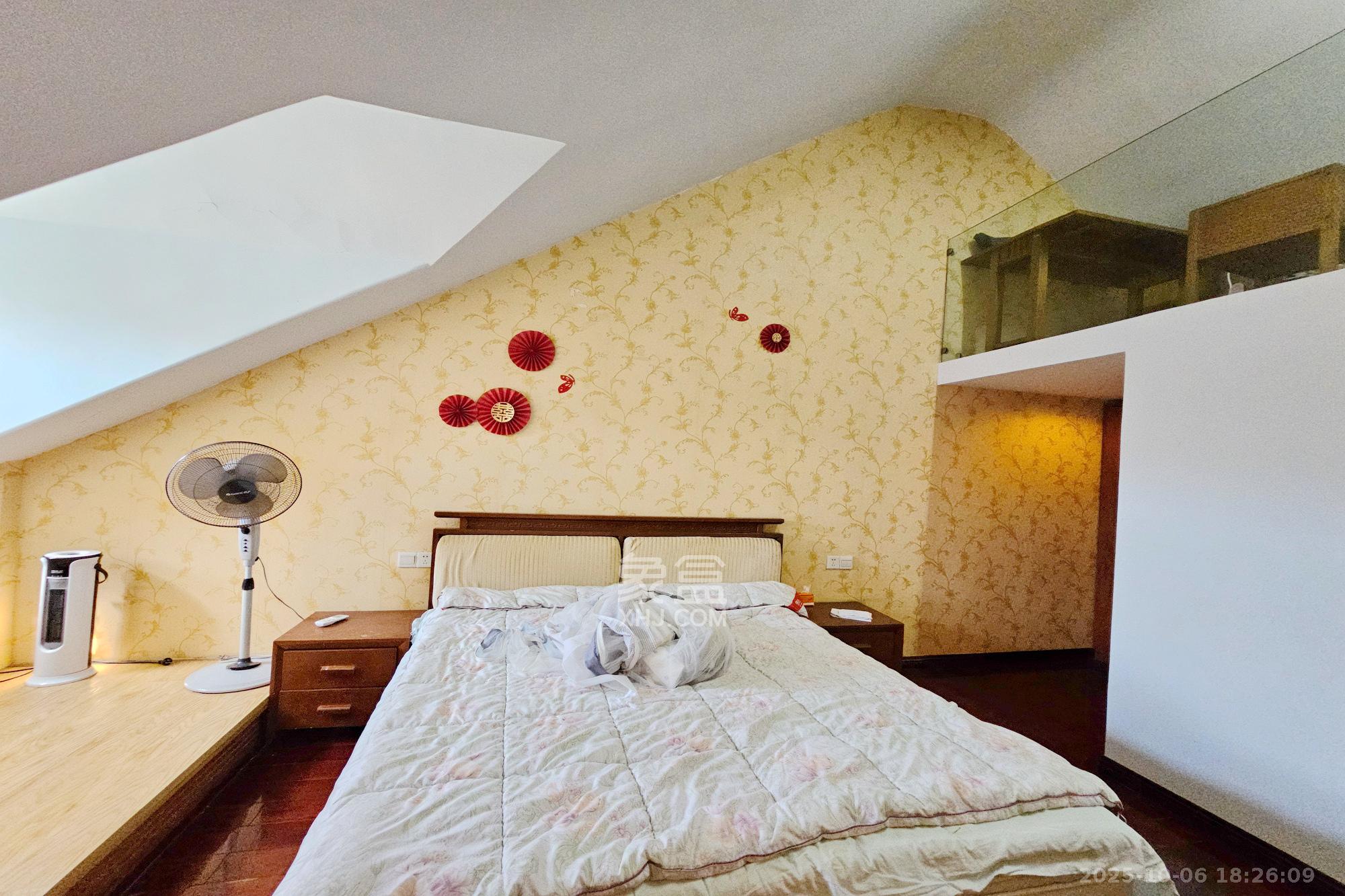 绿城桂花城  4室2厅3卫    148.0万卧室