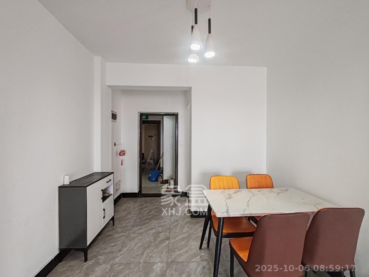 山水湾 3室2厅1卫 1500.0元/月 山水湾 3室2厅1卫 1500.0元/月室内图