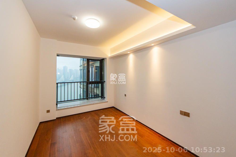 北辰瀚江府  4室2厅2卫    8000.0元/月室内图