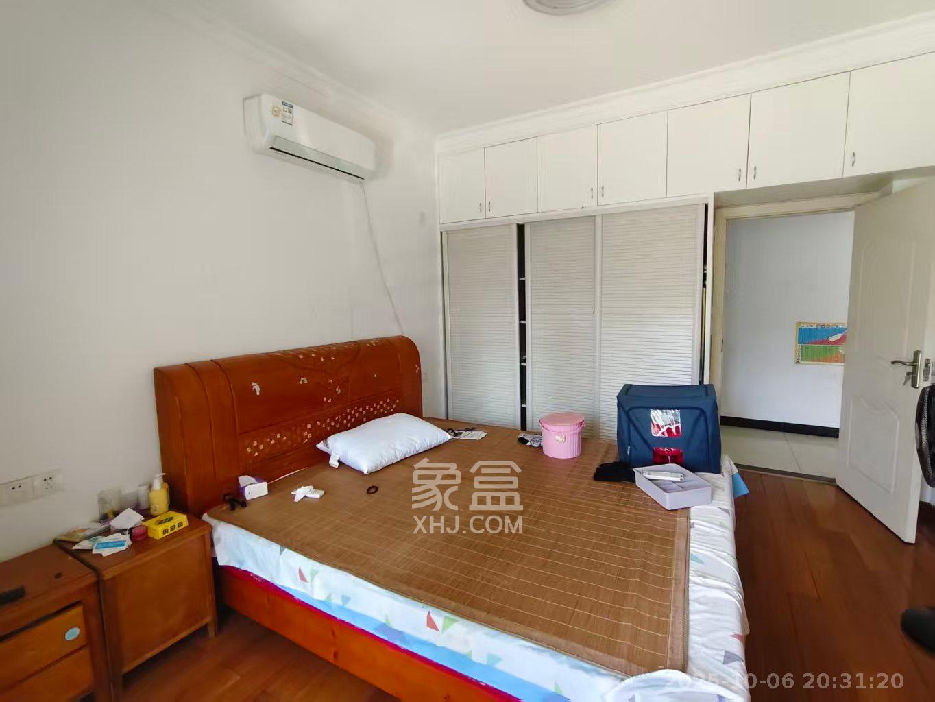 山水湾  3室1厅1卫    1600.0元/月 山水湾  3室1厅1卫    1600.0元/月室内图