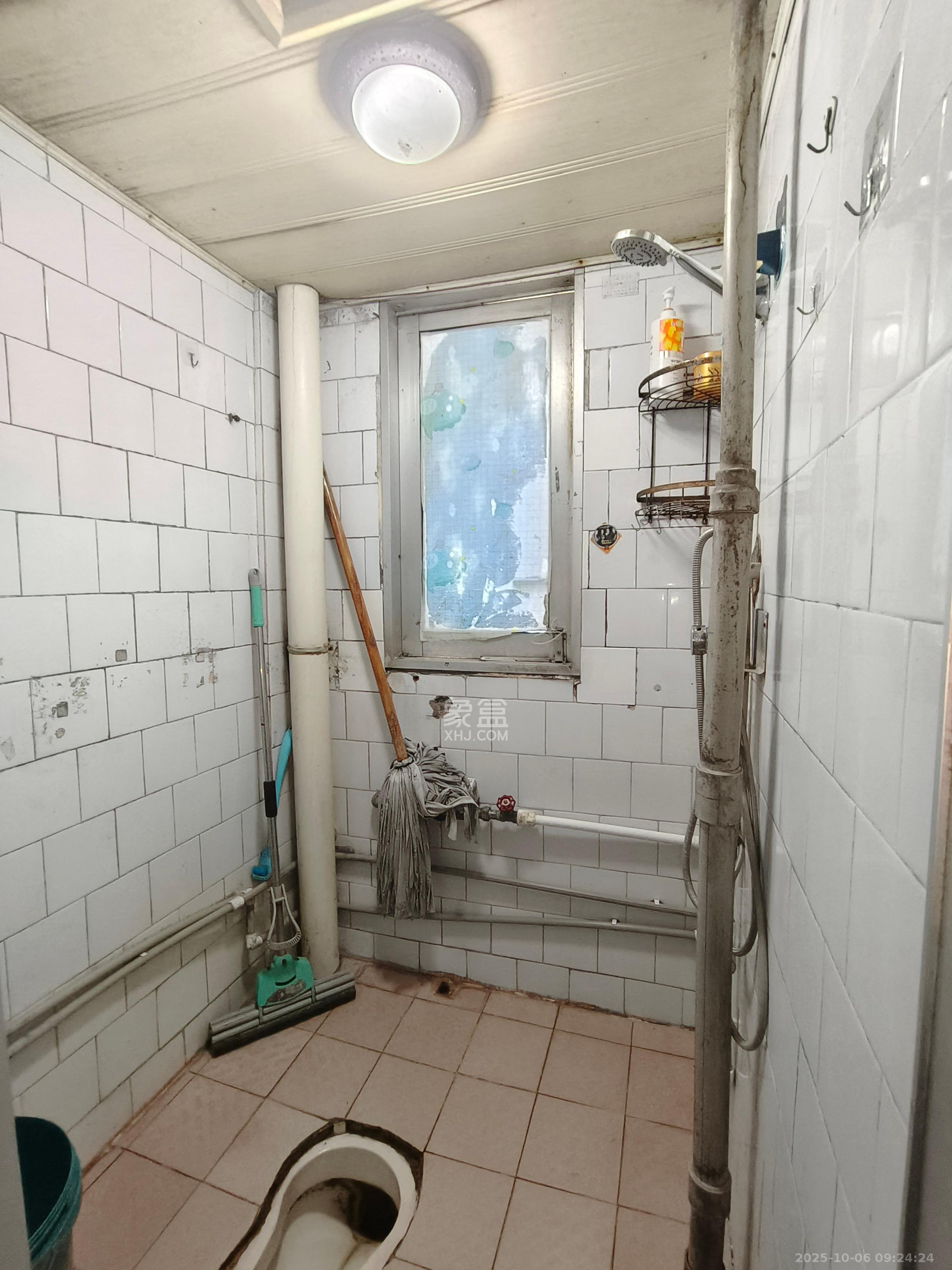 向韶村 2室1厅1卫 1800.0元/月 向韶村 2室1厅1卫 1800.0元/月室内图