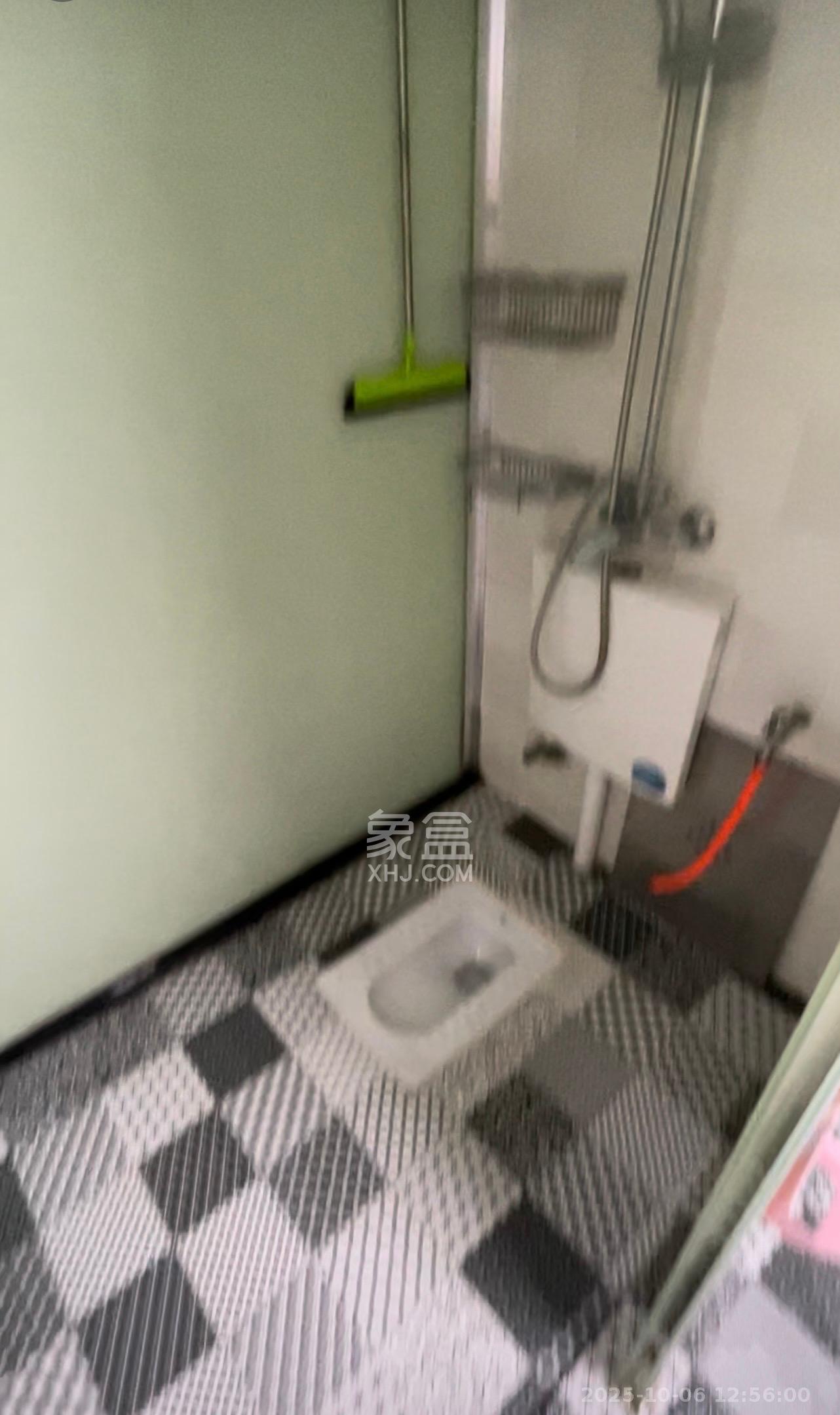 湘府9号  2室1厅1卫    2200.0元/月