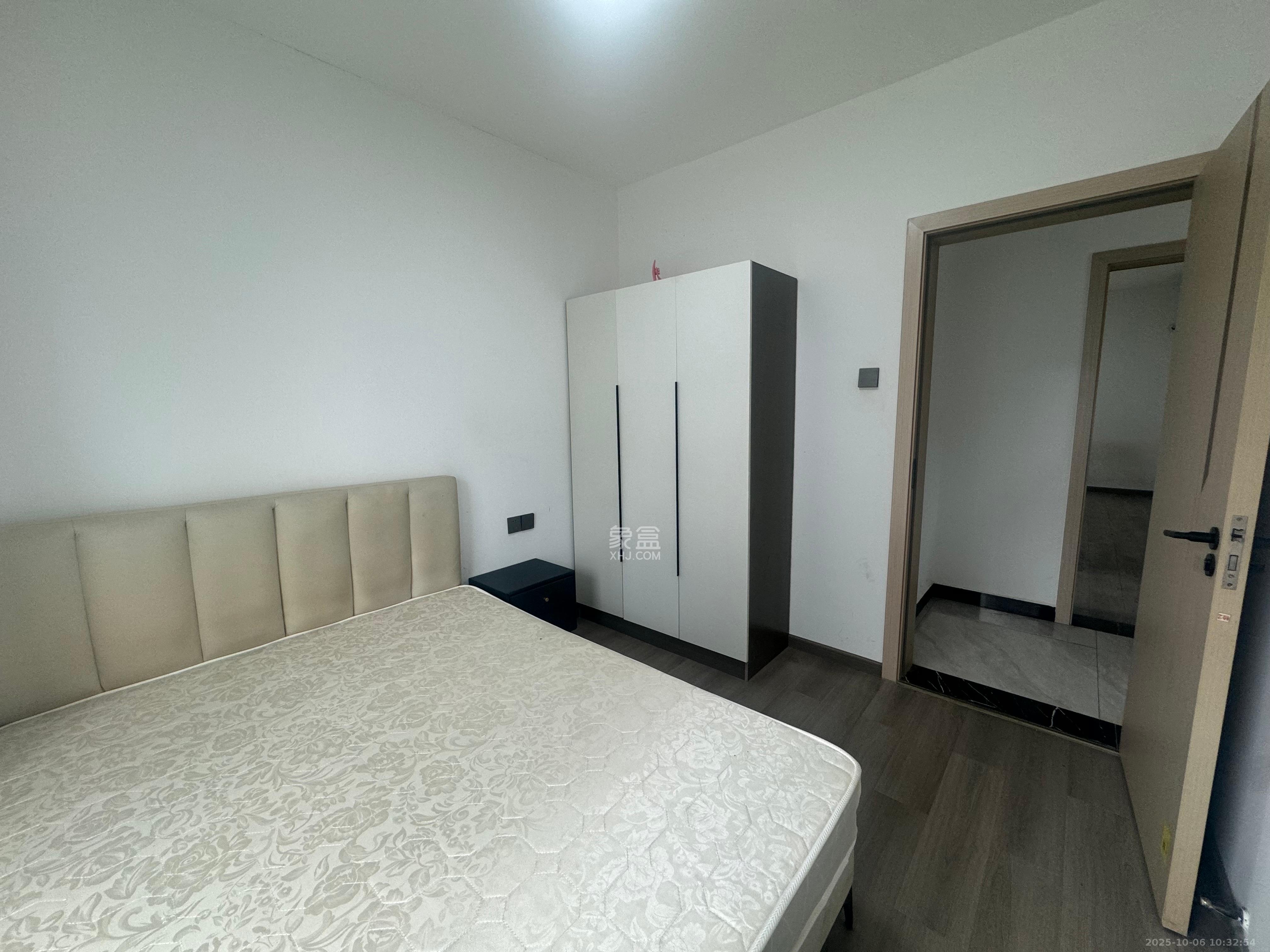 国欣向荣府 4室1厅1卫 3800.0元/月 国欣向荣府 4室1厅1卫 3800.0元/月室内图