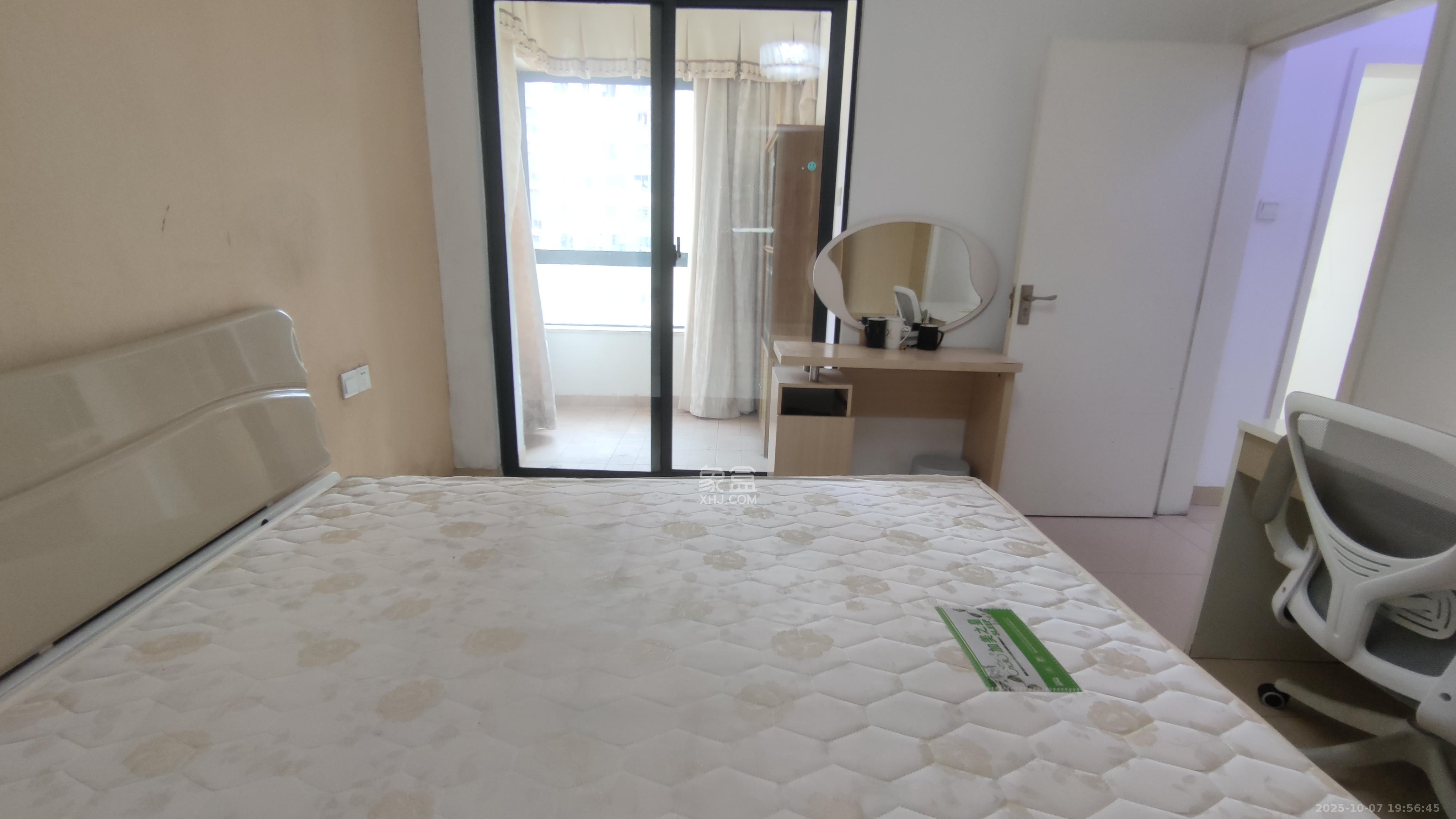 长房时代城 3室2厅1卫 2300.0元/月 长房时代城 3室2厅1卫 2300.0元/月室内图