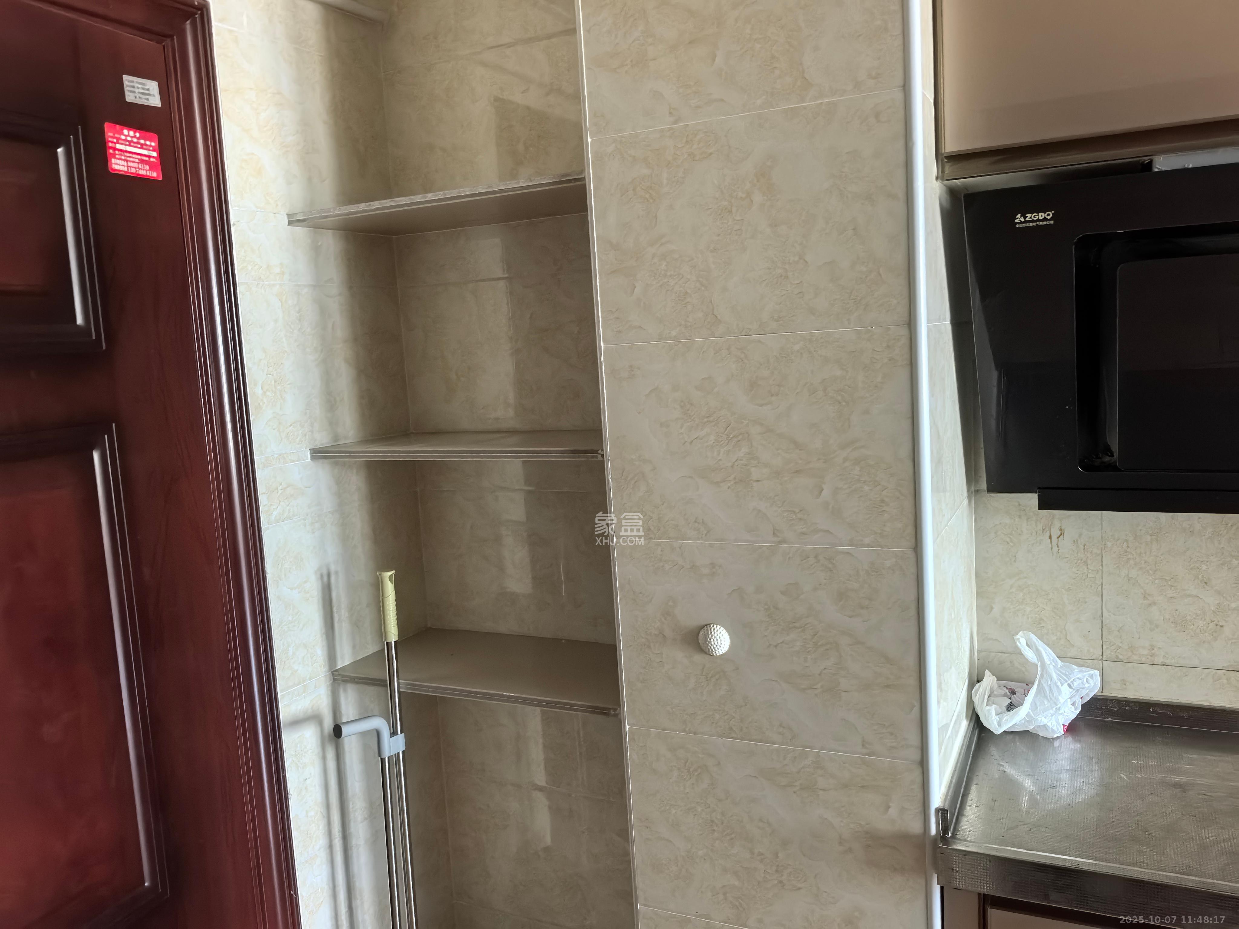 钰龙天下二期(钰龙佳园)  1室1厅1卫    1300.0元/月 钰龙天下二期(钰龙佳园)  1室1厅1卫    1300.0元/月室内图