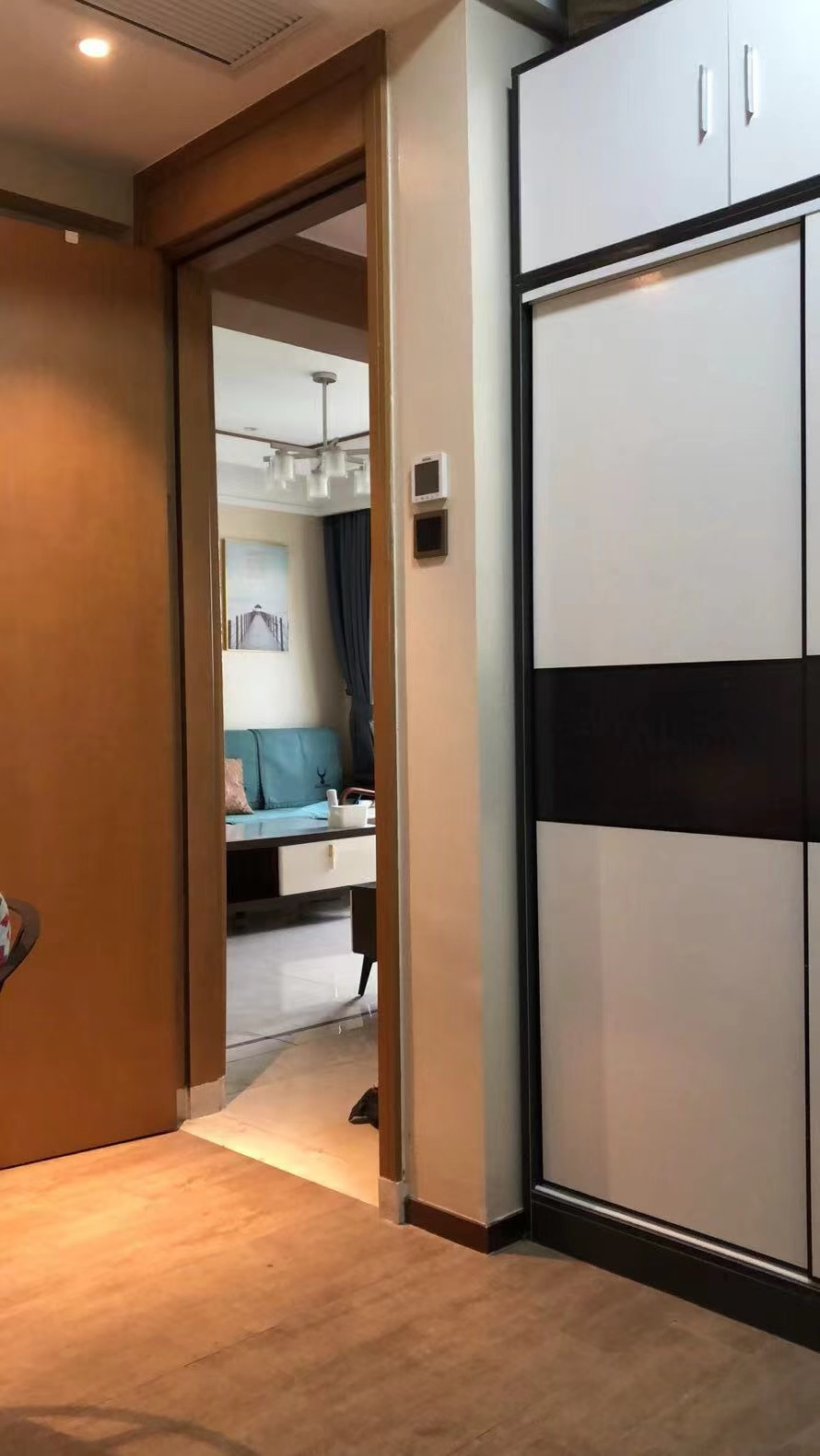 融创观澜湖公园壹号一期 2室1厅1卫 2300.0元/月 融创观澜湖公园壹号一期 2室1厅1卫 2300.0元/月室内图