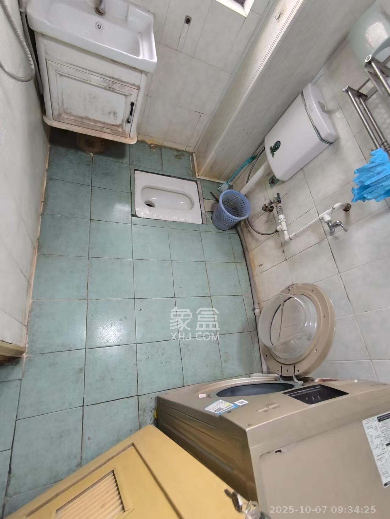 南沙公寓  2室2厅1卫    1700.0元/月 南沙公寓  2室2厅1卫    1700.0元/月室内图