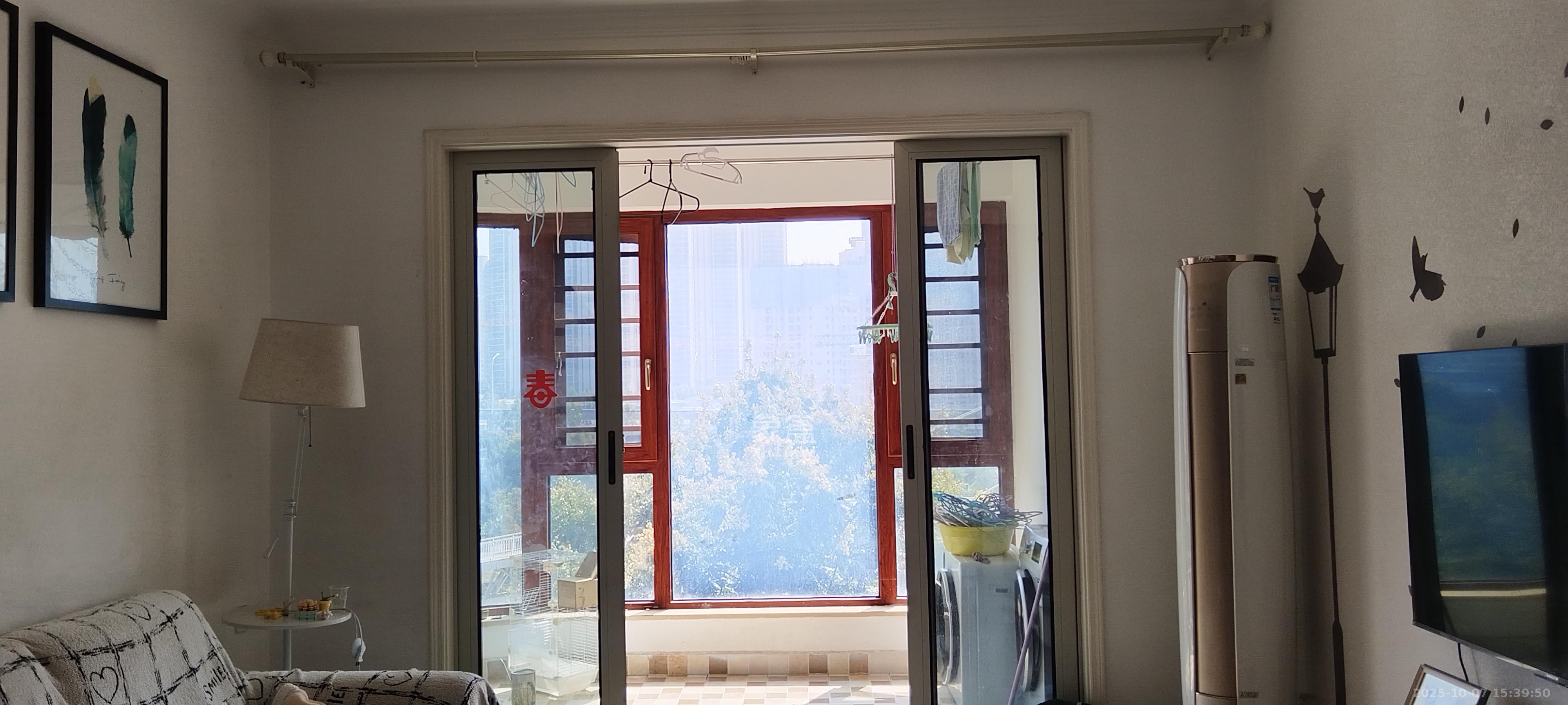 五矿万境水岸三期 3室2厅1卫 3000.0元/月 五矿万境水岸三期 3室2厅1卫 3000.0元/月室内图