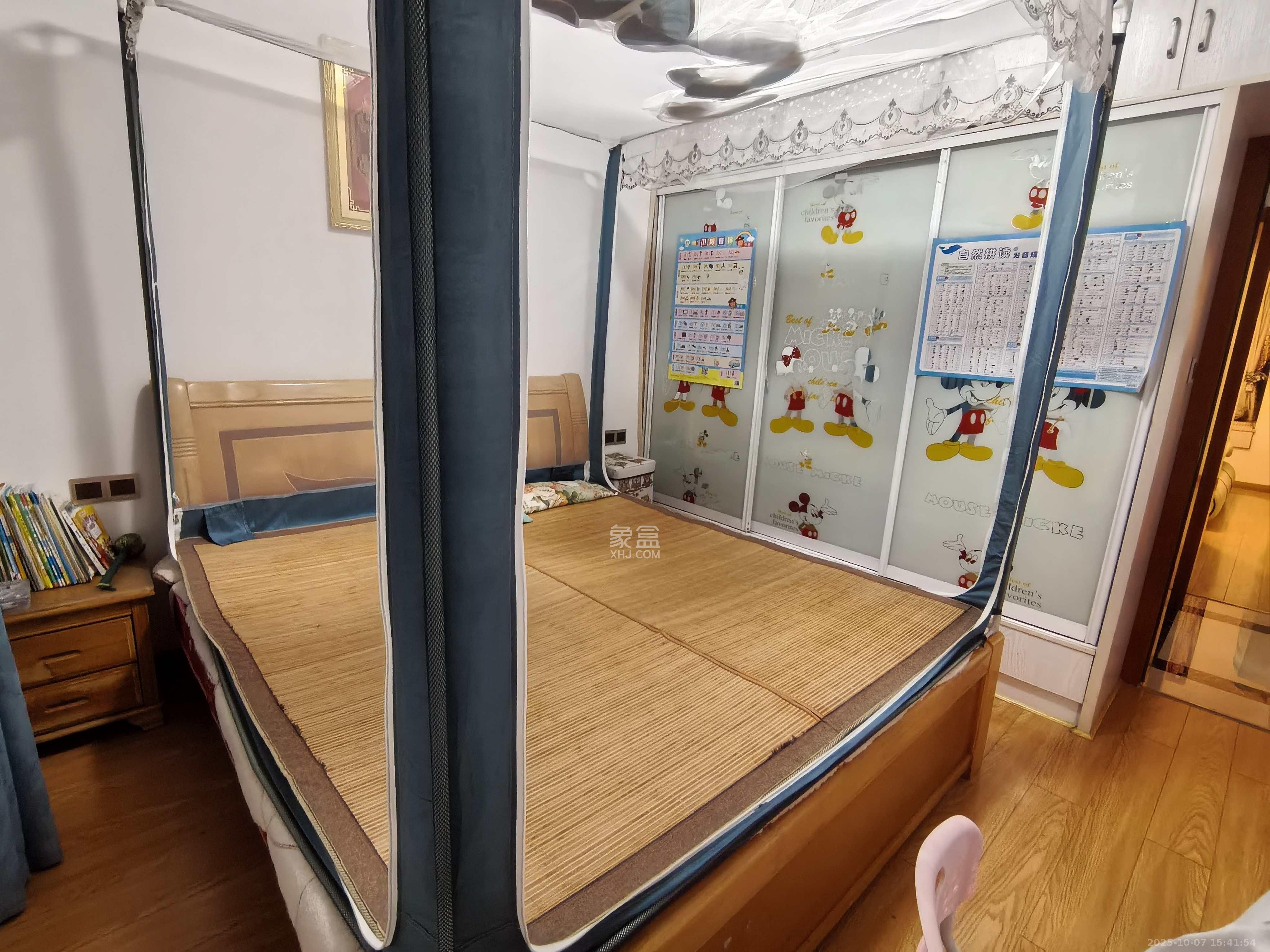 紫华郡 3室2厅2卫 2300.0元/月 紫华郡 3室2厅2卫 2300.0元/月室内图