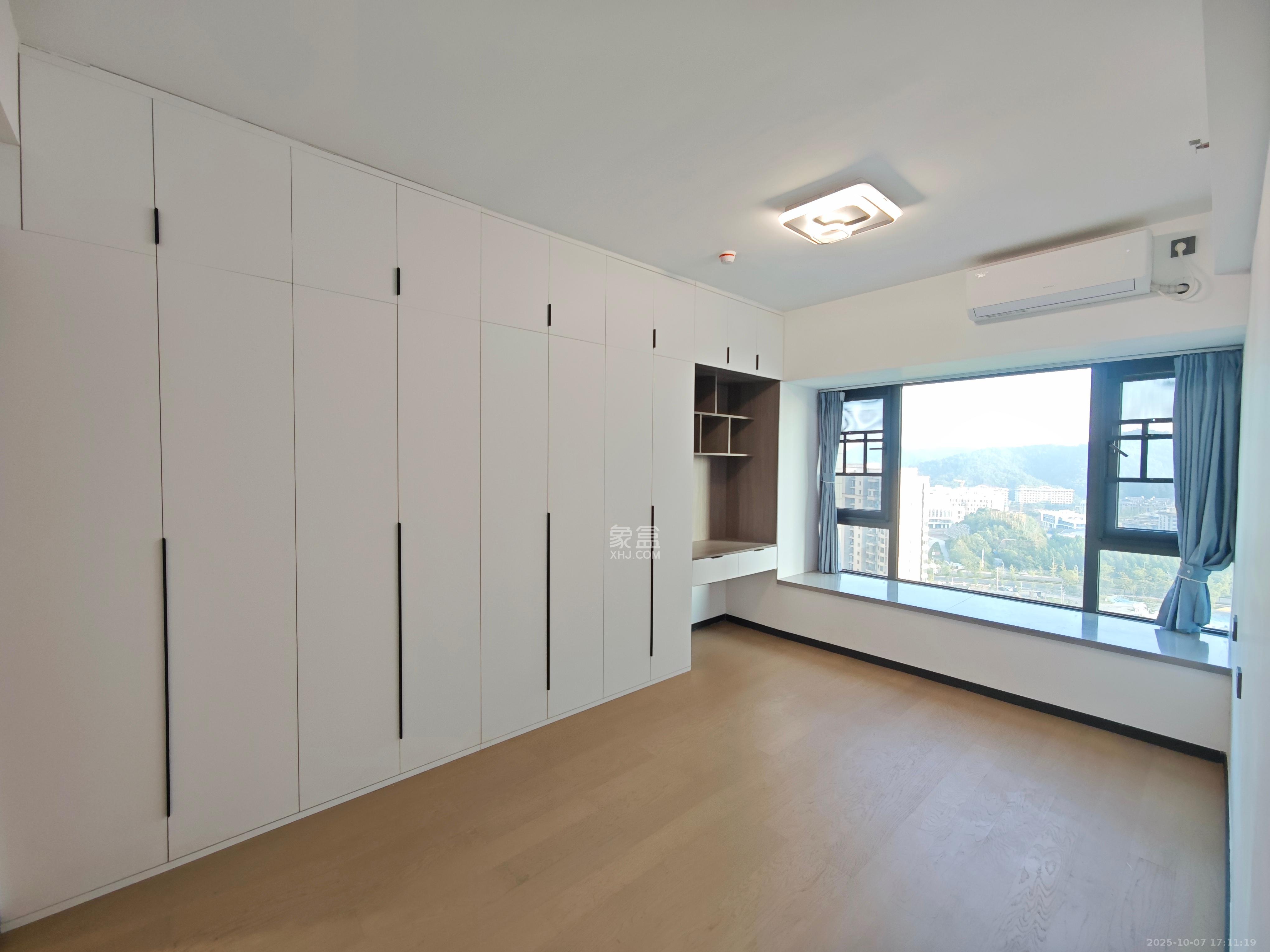 时代梅溪领峰  3室2厅2卫    3500.0元/月 时代梅溪领峰  3室2厅2卫    3500.0元/月室内图