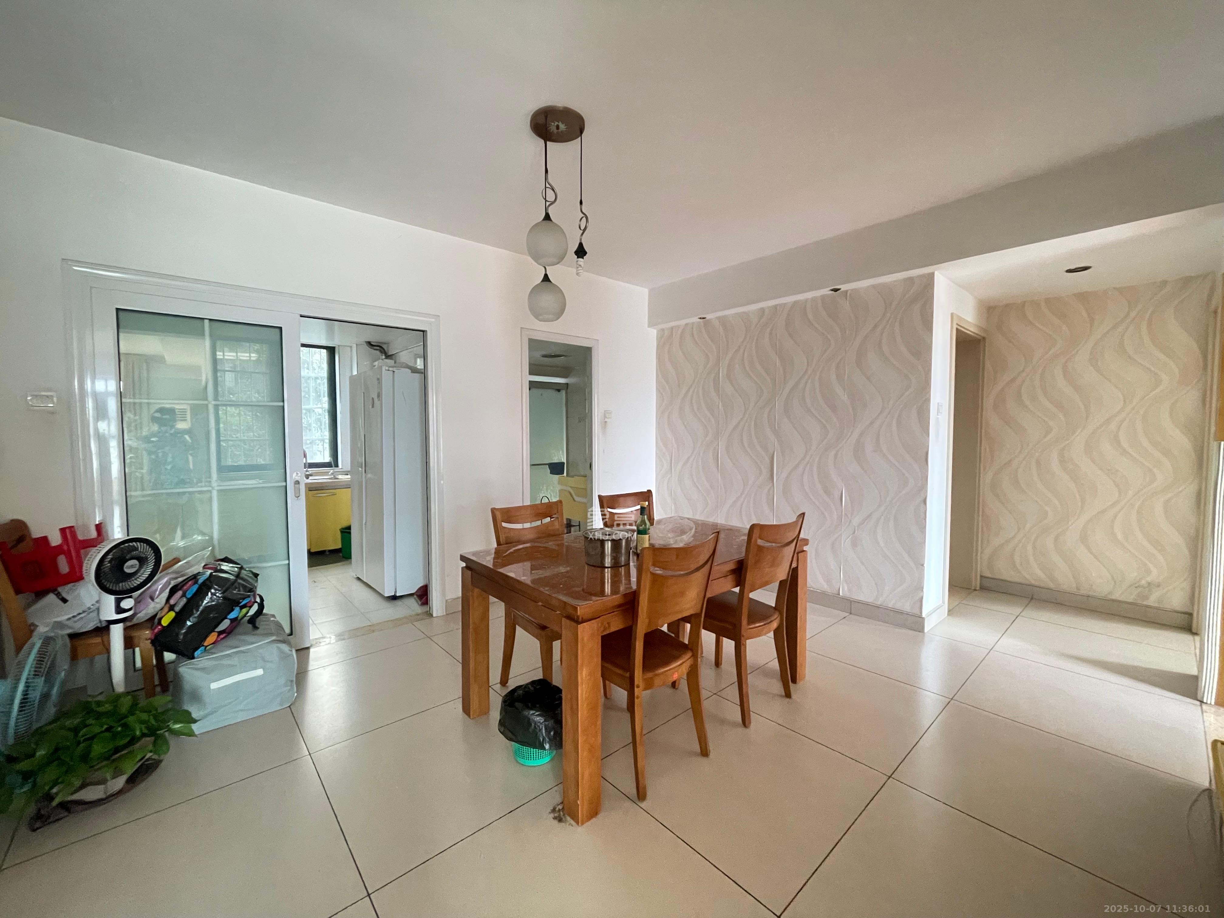 观湖苑(长沙映像) 3室2厅2卫 2800.0元/月 观湖苑(长沙映像) 3室2厅2卫 2800.0元/月室内图