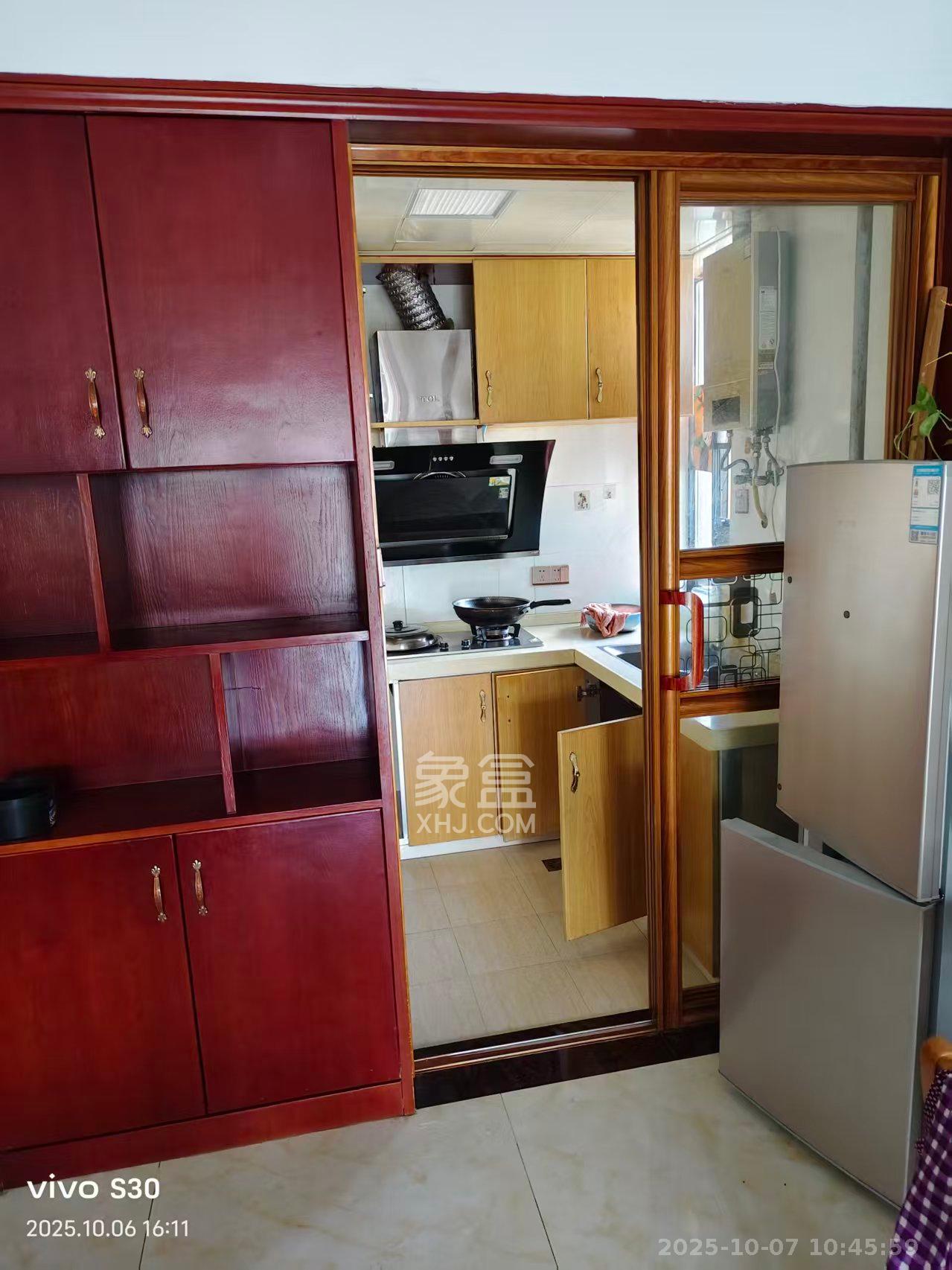 长城水郡 3室2厅1卫 1900.0元/月 长城水郡 3室2厅1卫 1900.0元/月室内图