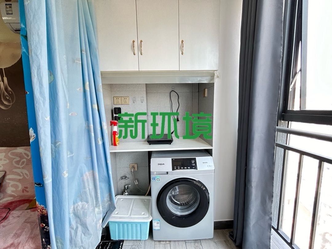 天门中央广场 1室1厅1卫 1300.0元/月 天门中央广场 1室1厅1卫 1300.0元/月室内图