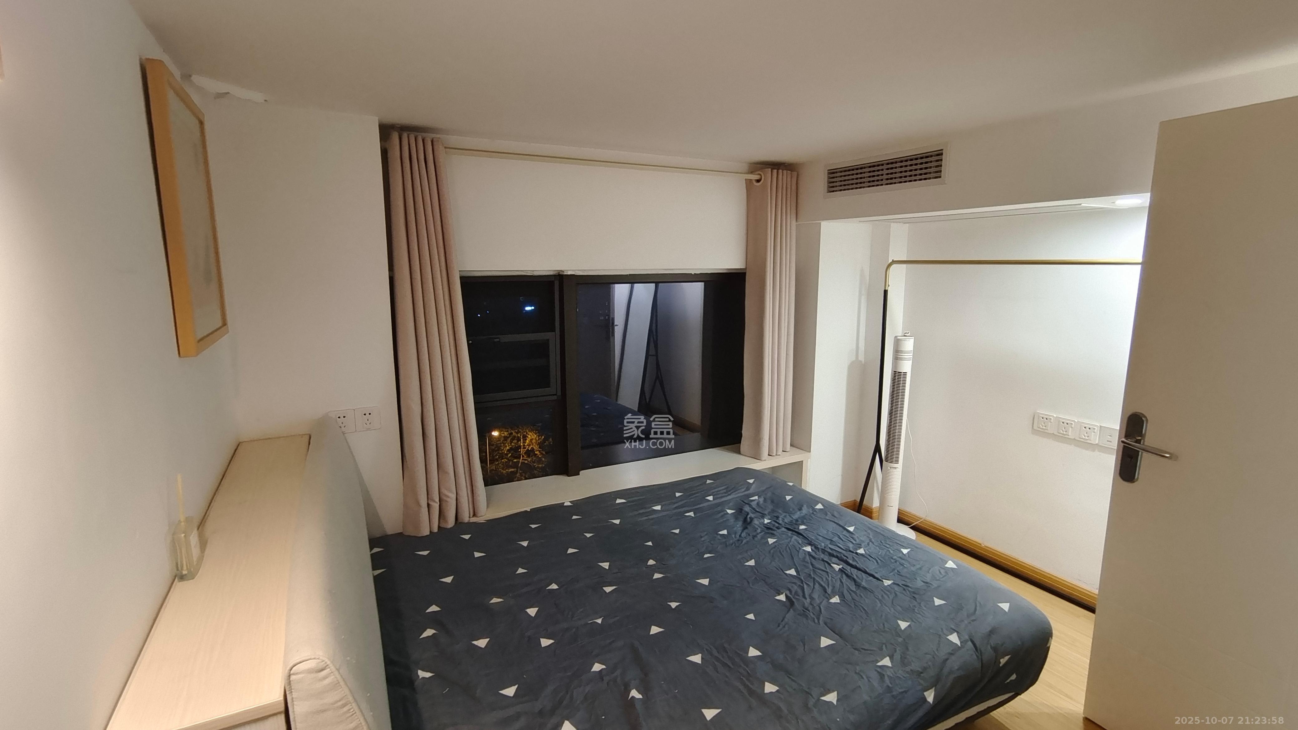 达美溪湖湾  2室2厅1卫    2200.0元/月 达美溪湖湾  2室2厅1卫    2200.0元/月室内图