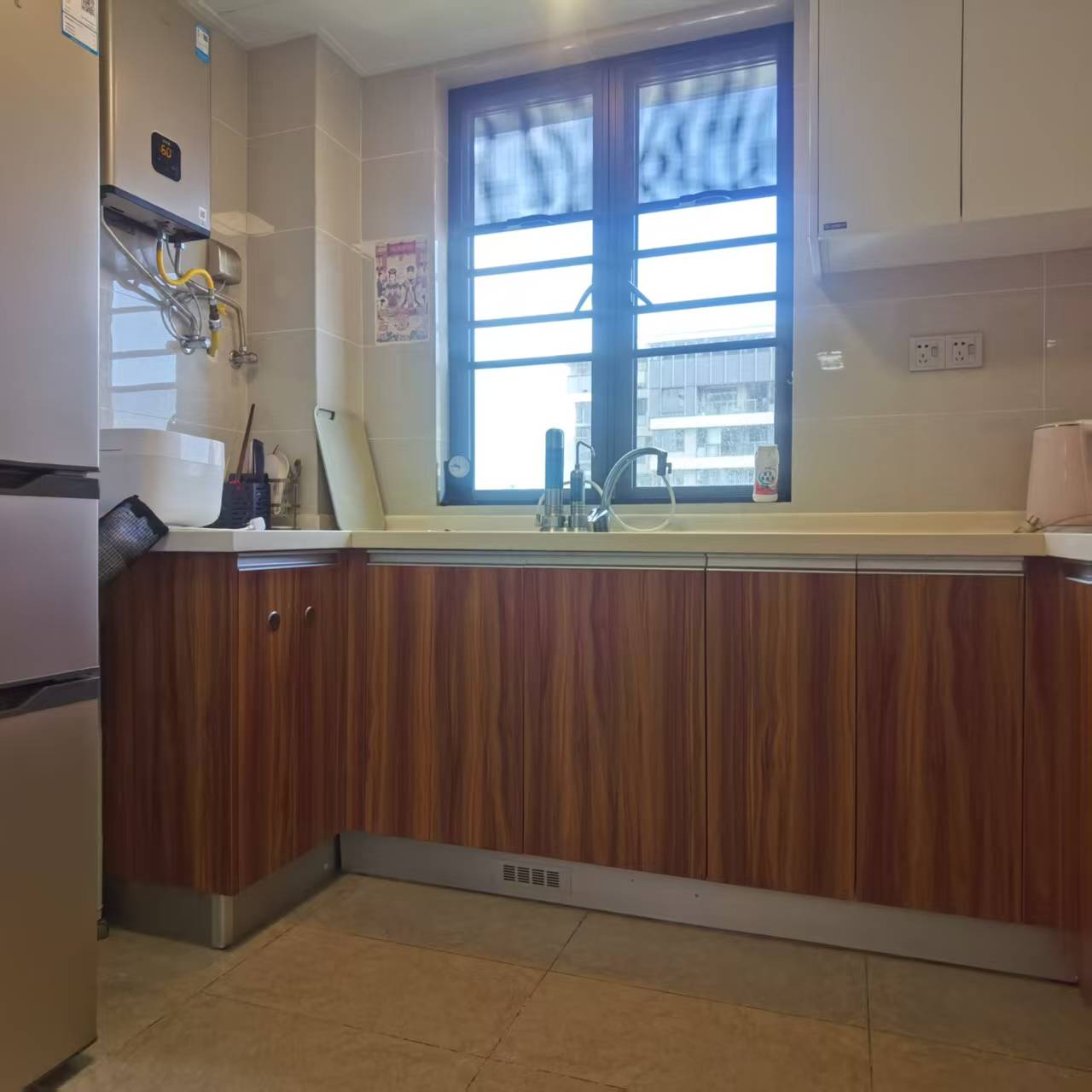 大华锦绣海岸四期 3室2厅2卫 2900.0元/月 大华锦绣海岸四期 3室2厅2卫 2900.0元/月室内图