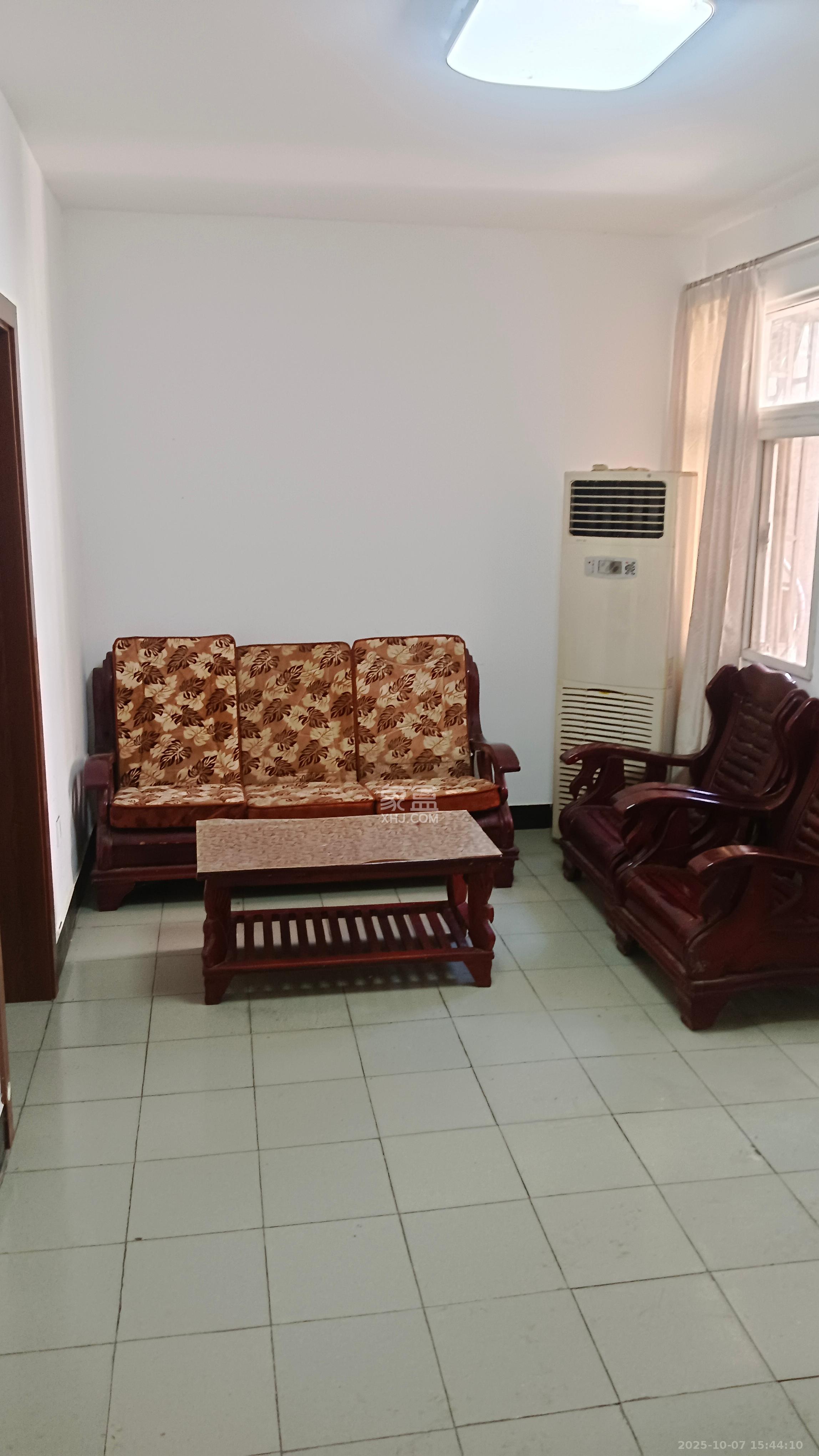 营山巷28号(营山巷小区)  2室1厅1卫    1500.0元/月 营山巷28号(营山巷小区)  2室1厅1卫    1500.0元/月室内图