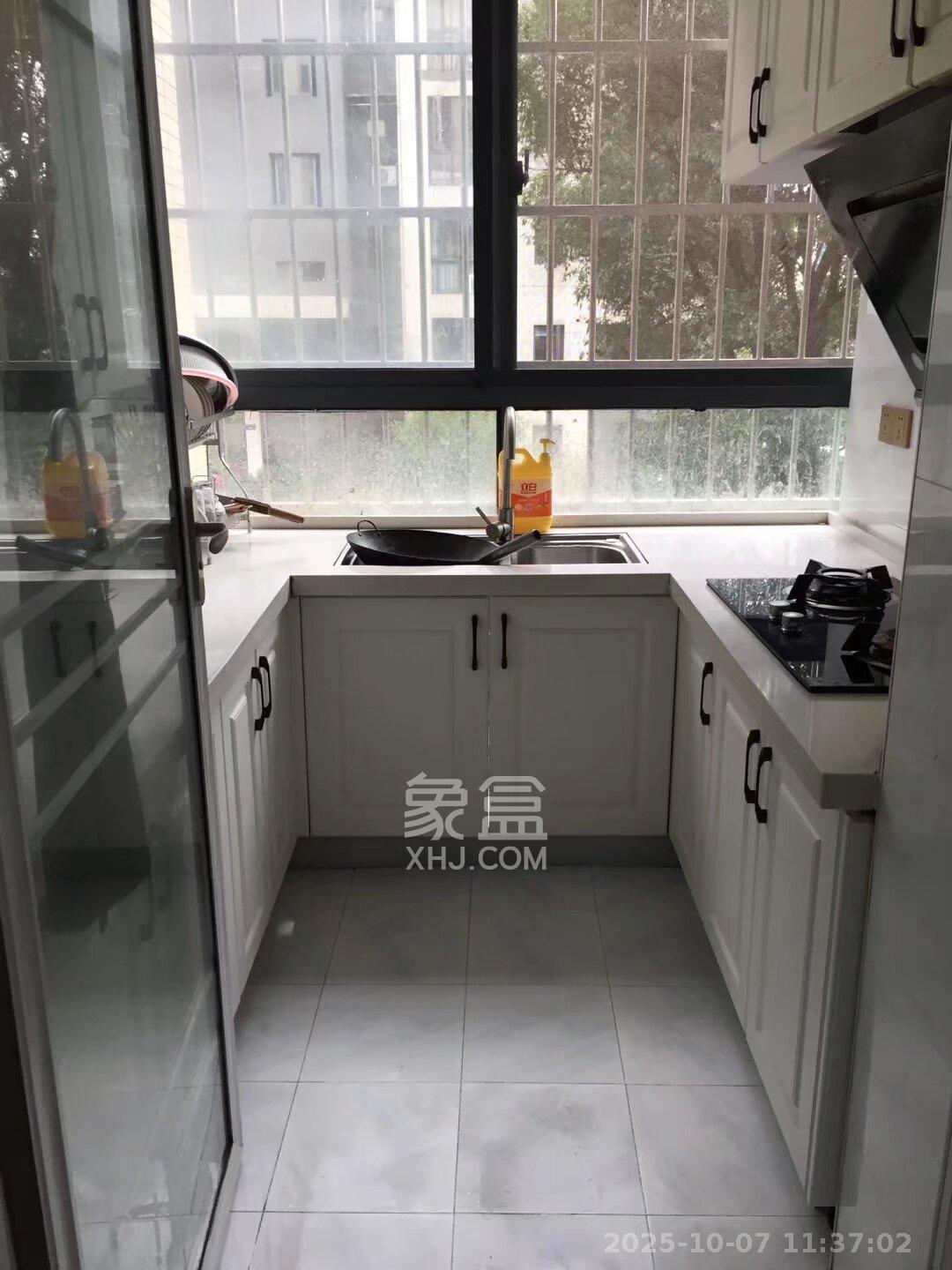 中信文化广场(中信新城二期) 2室1厅1卫 1600.0元/月 中信文化广场(中信新城二期) 2室1厅1卫 1600.0元/月室内图