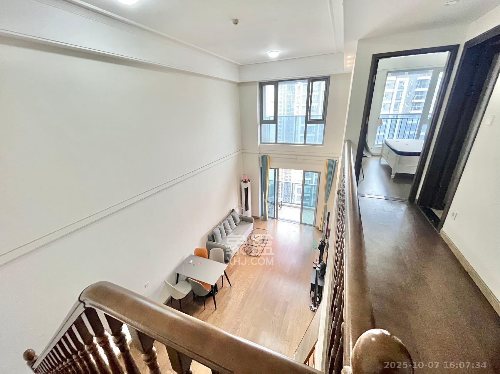 保利天禧C区  3室2厅2卫    3800.0元/月室内图