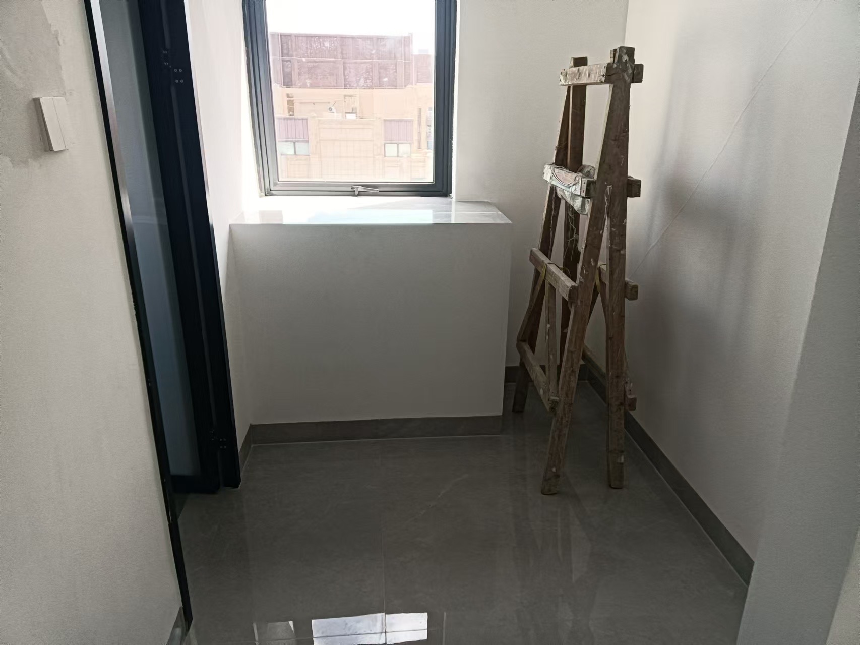 海航豪庭北苑  3室2厅2卫    4500.0元/月室内图