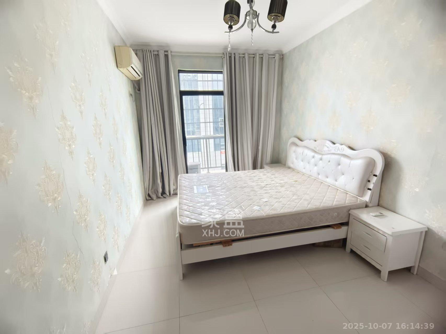 湘腾城市广场 2室2厅1卫 2300.0元/月 湘腾城市广场 2室2厅1卫 2300.0元/月室内图