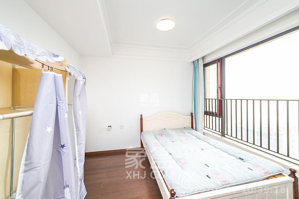 万科紫台  3室2厅1卫    4800.0元/月室内图