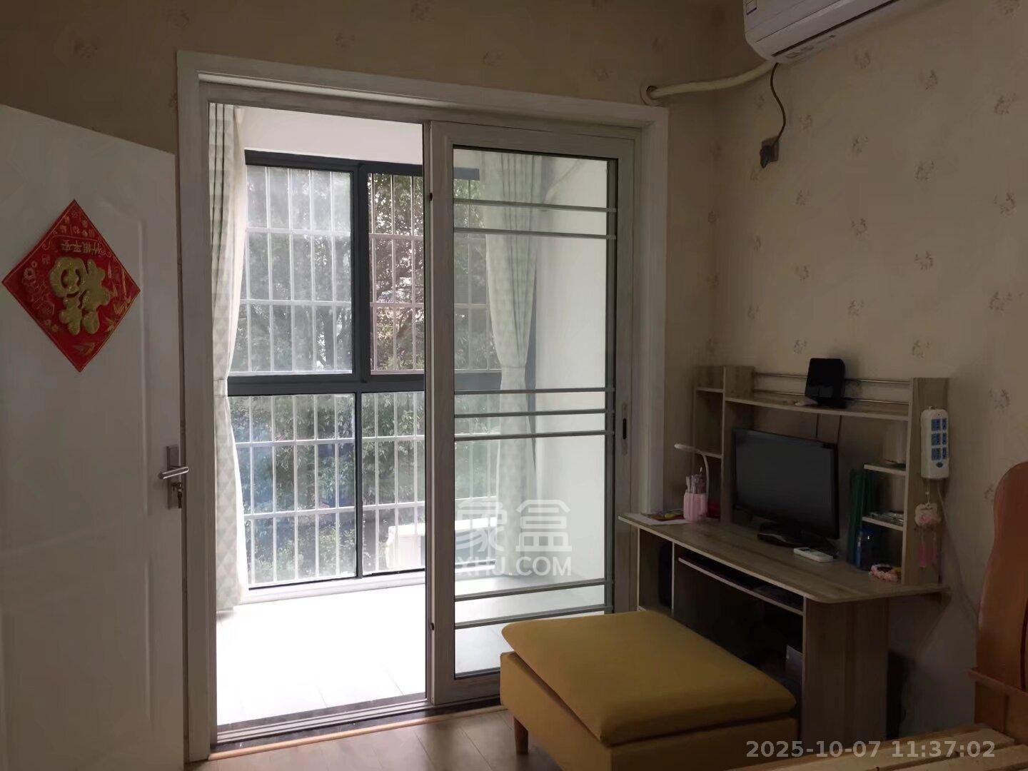 中信文化广场(中信新城二期) 2室1厅1卫 1600.0元/月 中信文化广场(中信新城二期) 2室1厅1卫 1600.0元/月室内图