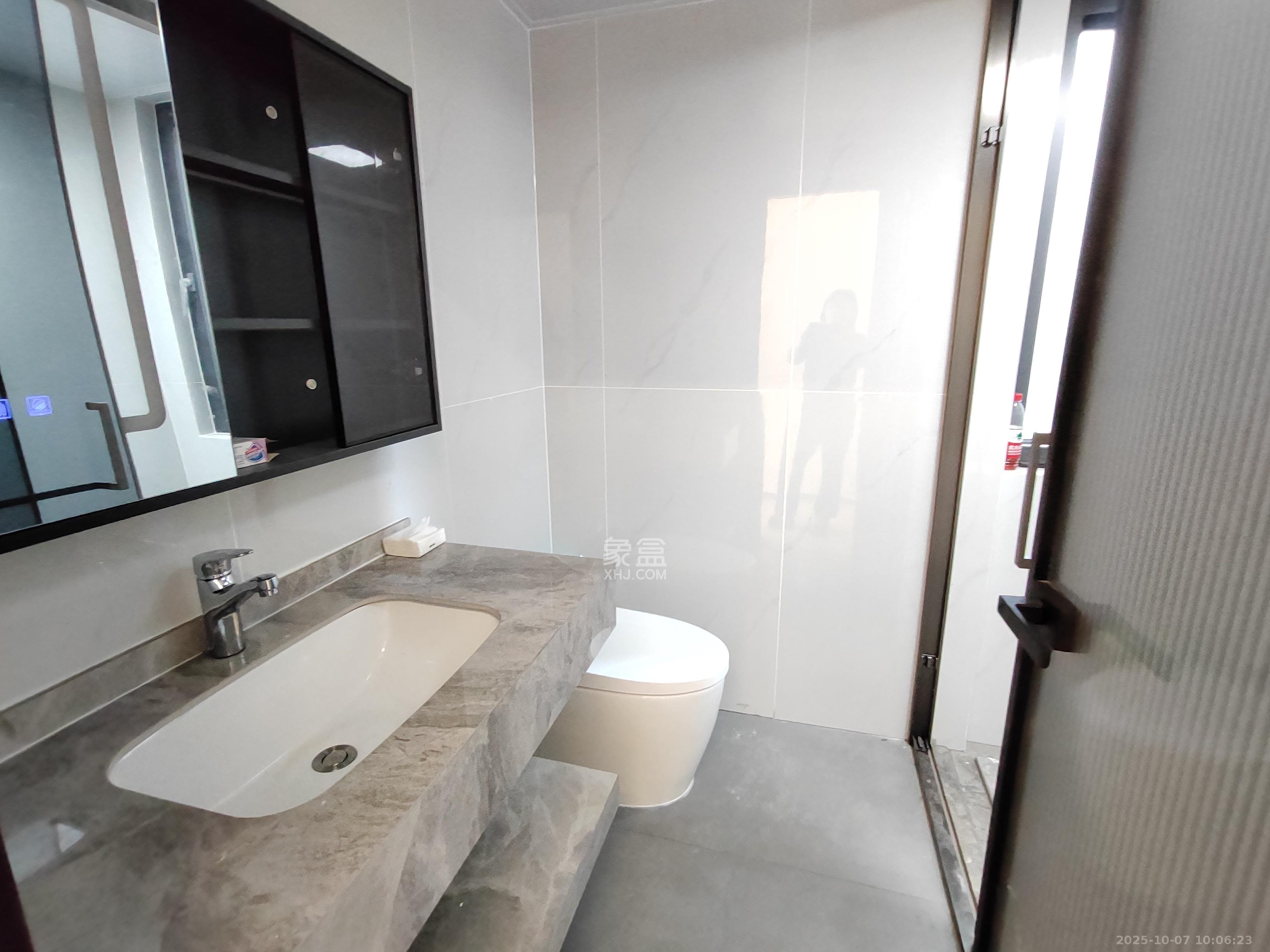 保利香槟国际 5室2厅2卫 3000.0元/月 保利香槟国际 5室2厅2卫 3000.0元/月室内图