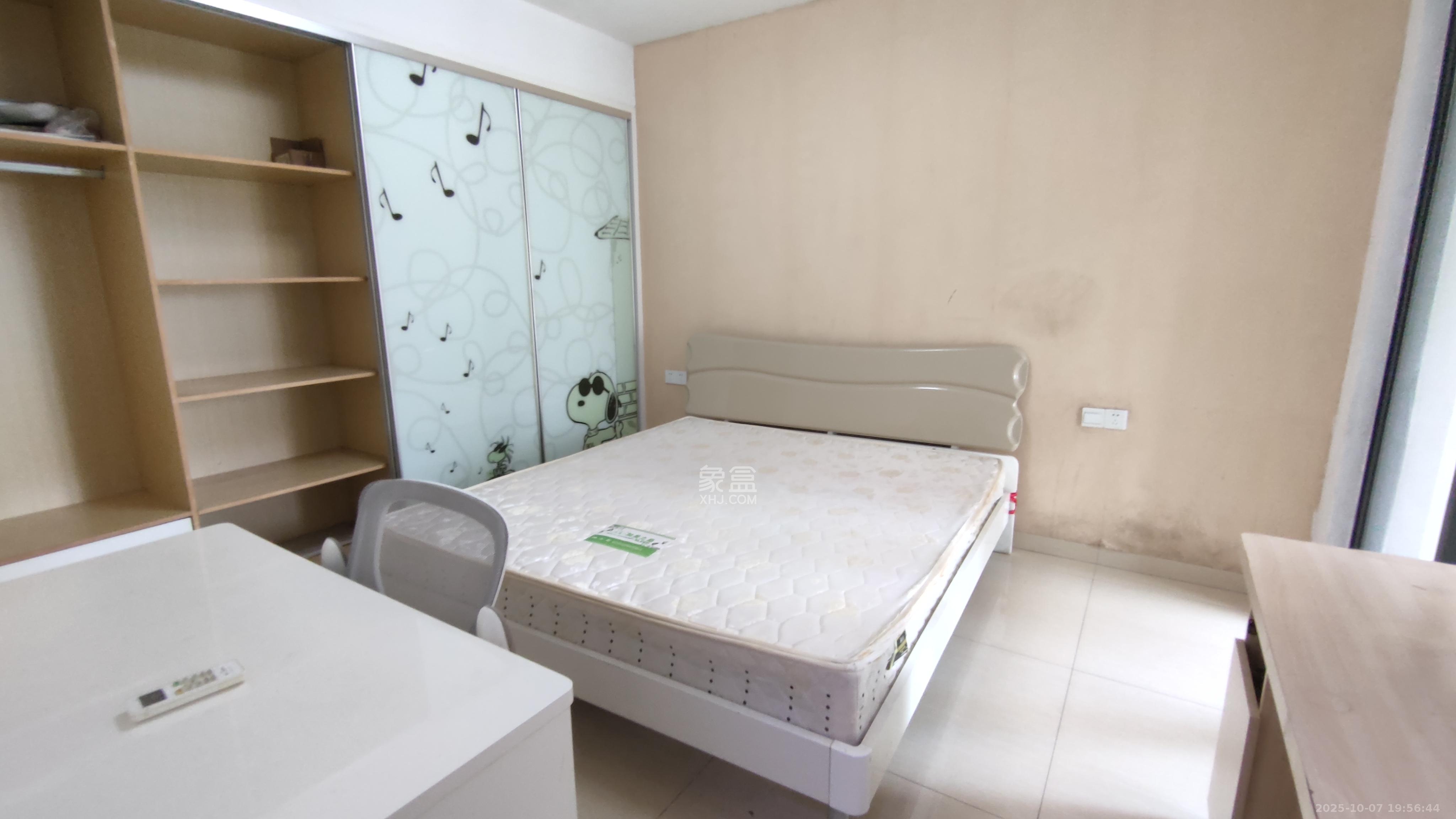 长房时代城 3室2厅1卫 2300.0元/月 长房时代城 3室2厅1卫 2300.0元/月室内图