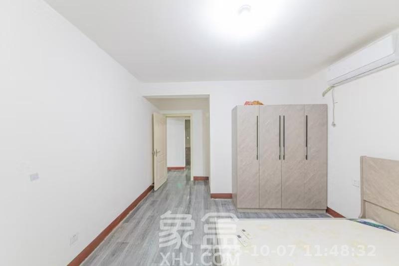 鑫远悦城(鑫远悦时代) 3室2厅1卫 1800.0元/月 鑫远悦城(鑫远悦时代) 3室2厅1卫 1800.0元/月室内图