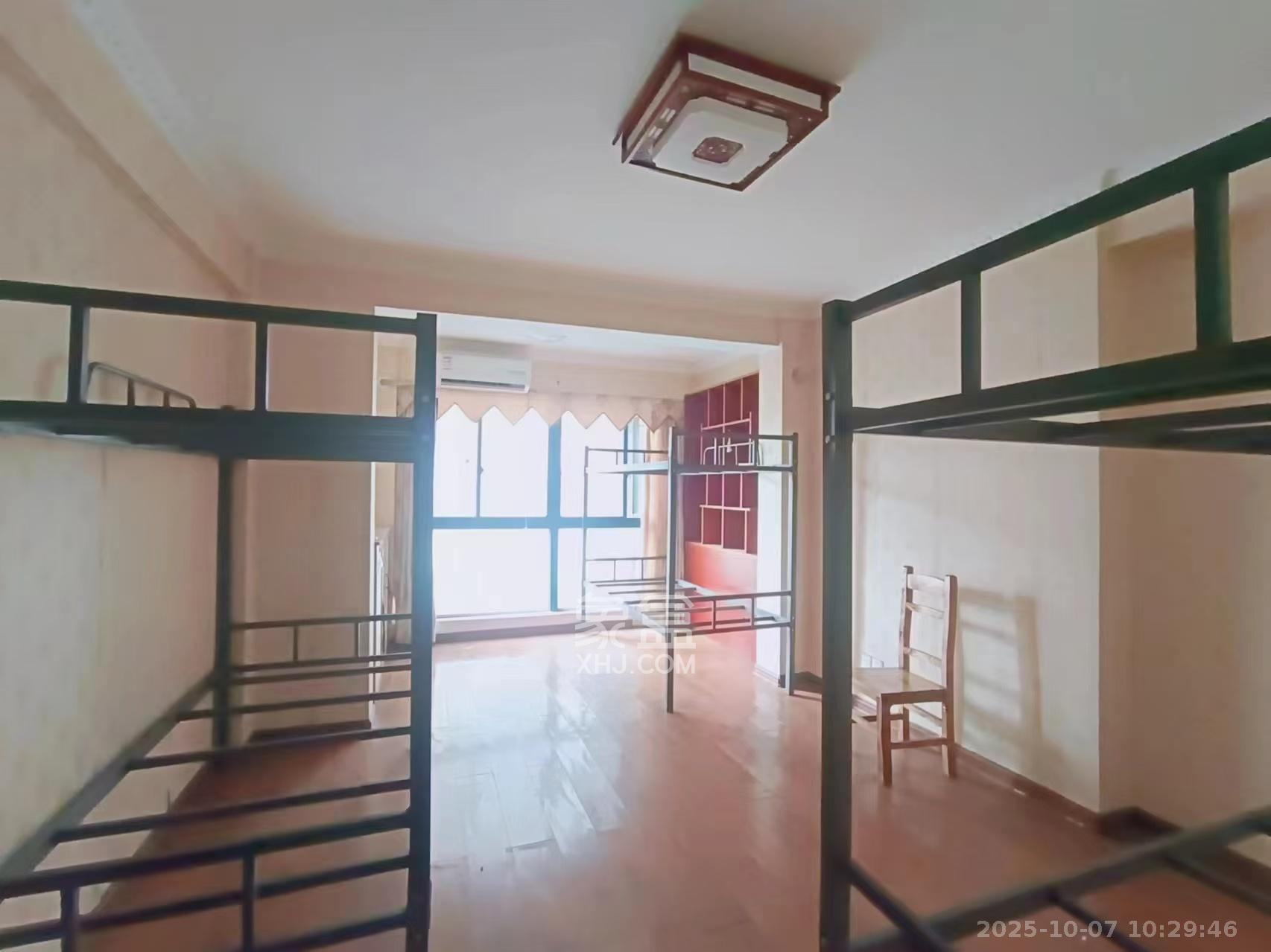 中国铝业单位宿舍  1室2厅1卫    4000.0元/月室内图