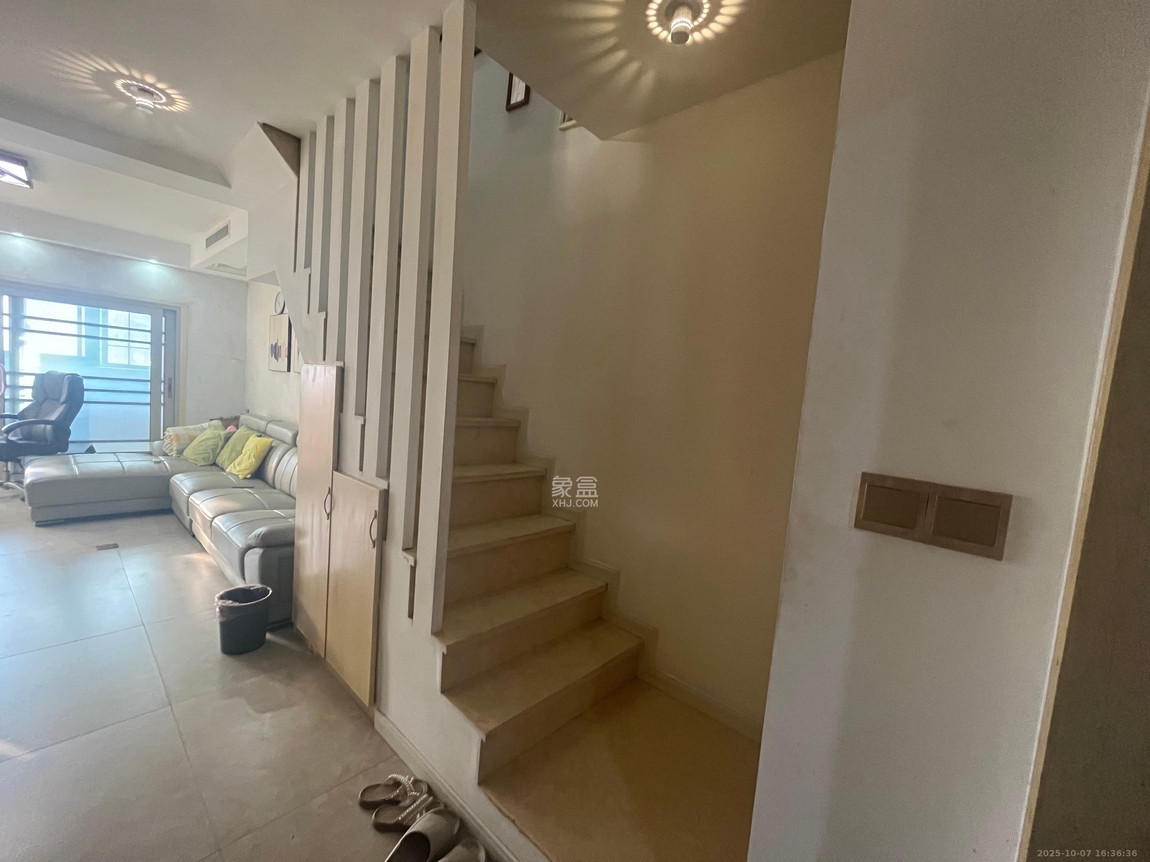 宏聚地中海 2室1厅1卫 1800.0元/月 宏聚地中海 2室1厅1卫 1800.0元/月室内图